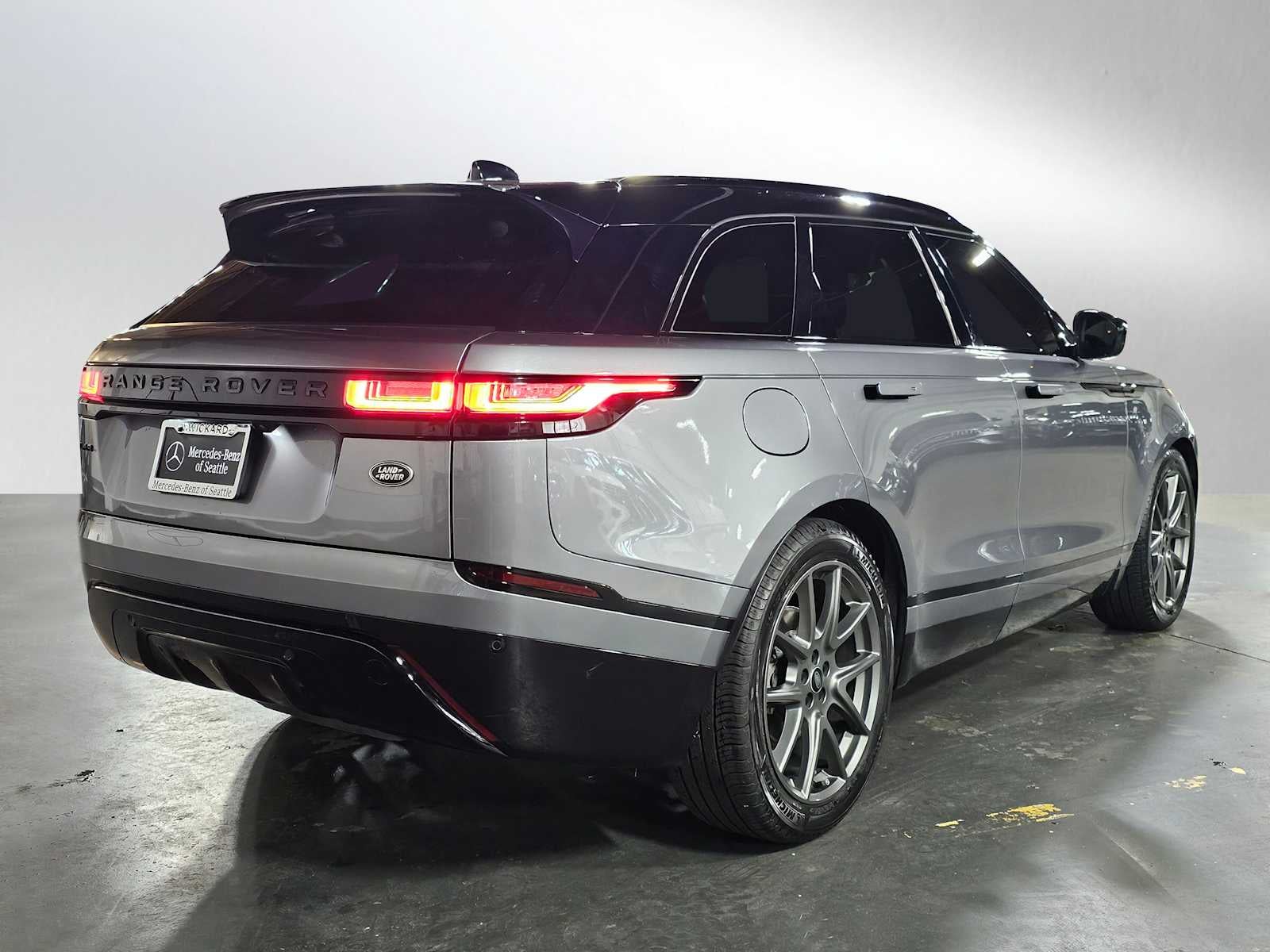2022 Land Rover Range Rover Velar R-Dynamic S