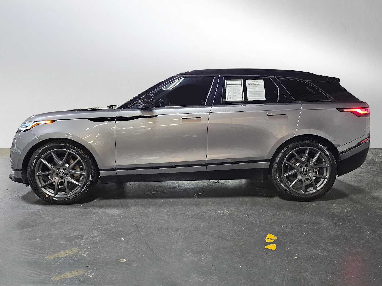 2022 Land Rover Range Rover Velar R-Dynamic S
