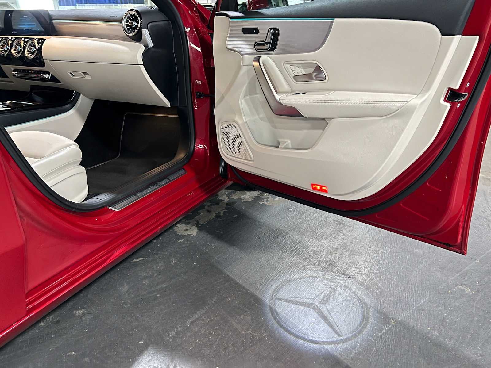 2021 Mercedes-Benz A 220 4MATIC® Sedan