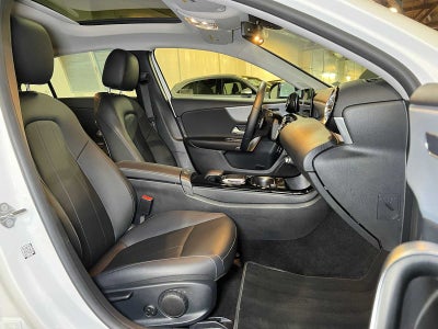2022 Mercedes-Benz A 220 4MATIC® Sedan