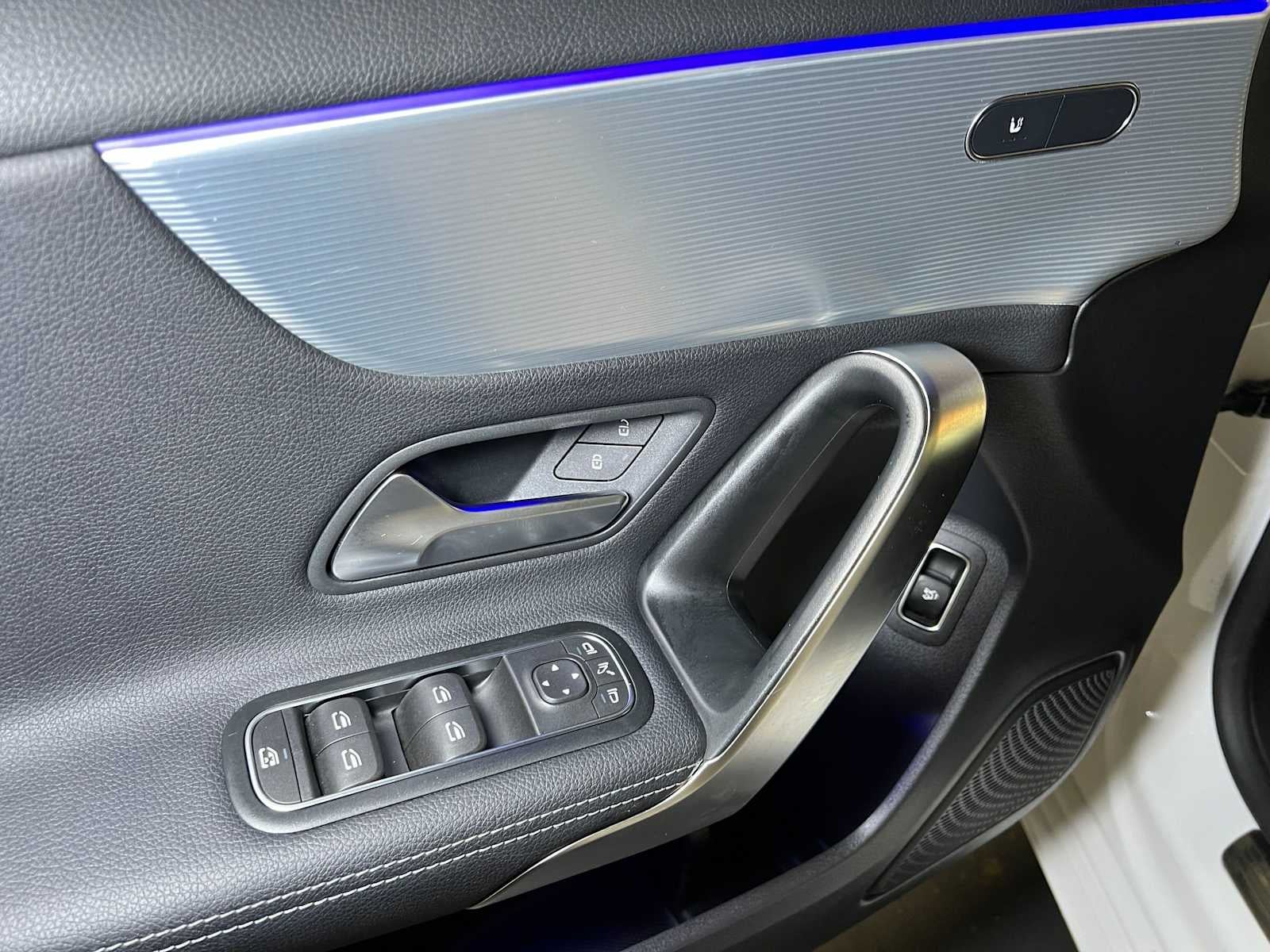 2022 Mercedes-Benz A 220 4MATIC® Sedan