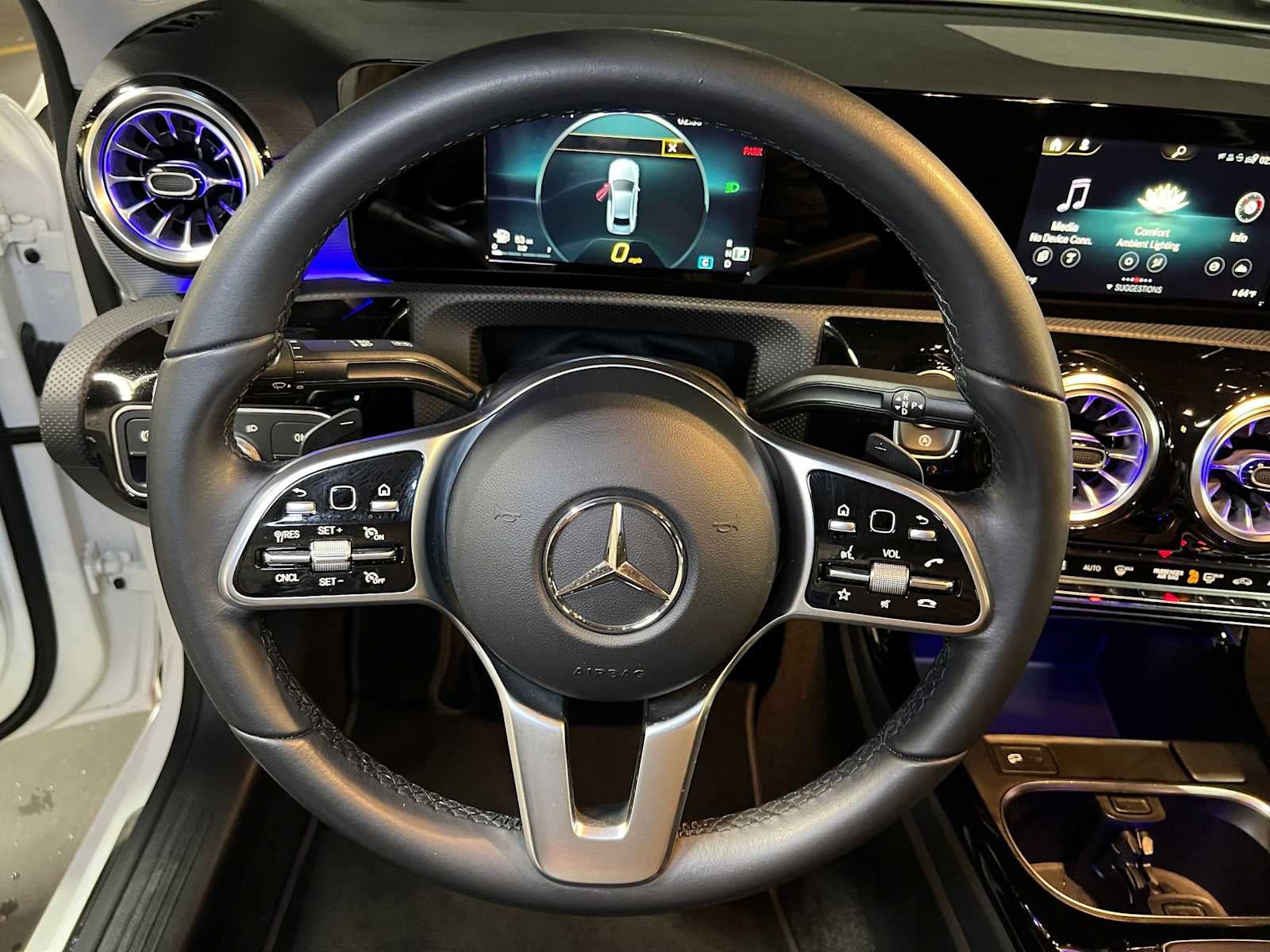 2022 Mercedes-Benz A 220 4MATIC® Sedan