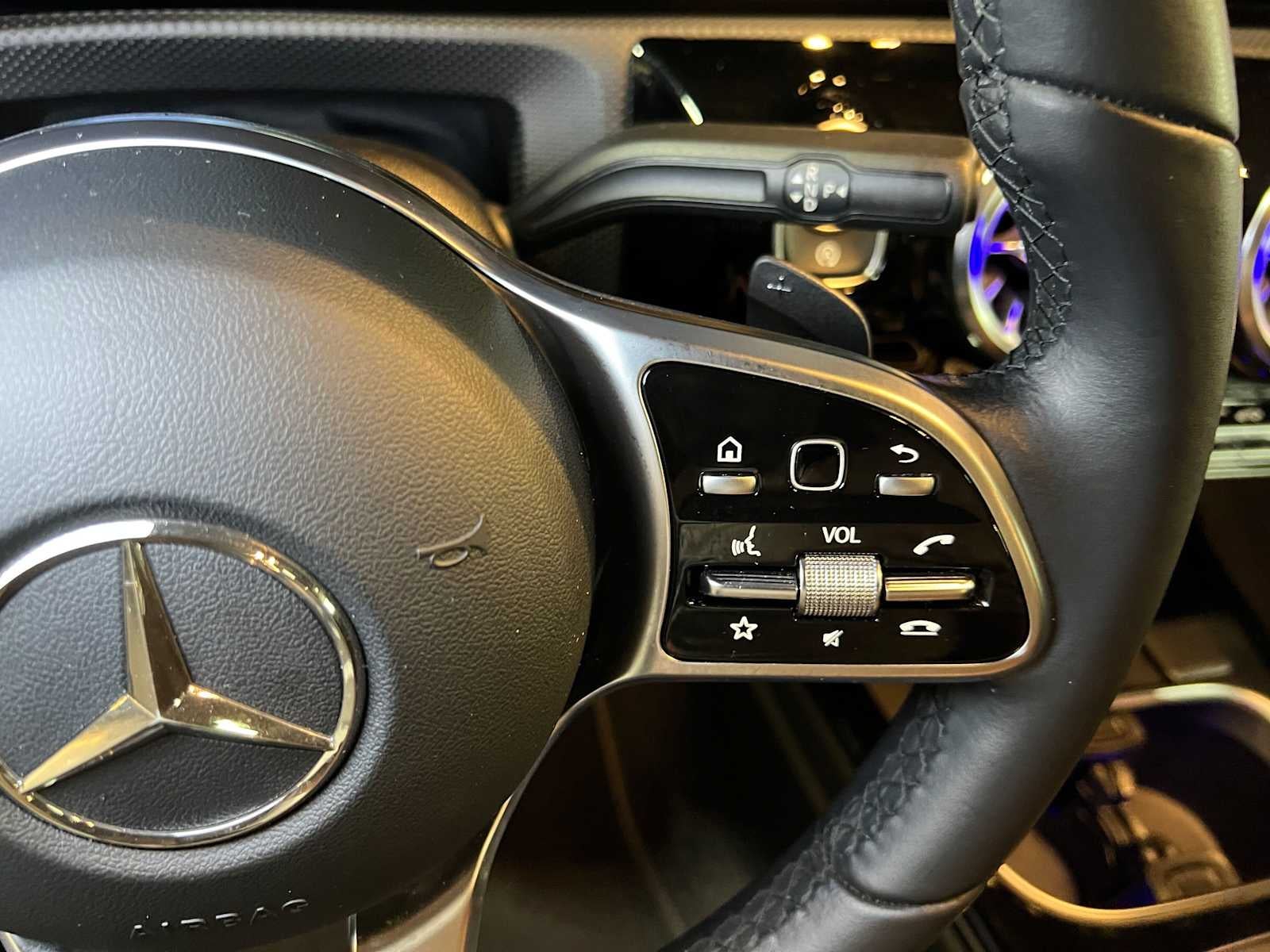 2022 Mercedes-Benz A 220 4MATIC® Sedan
