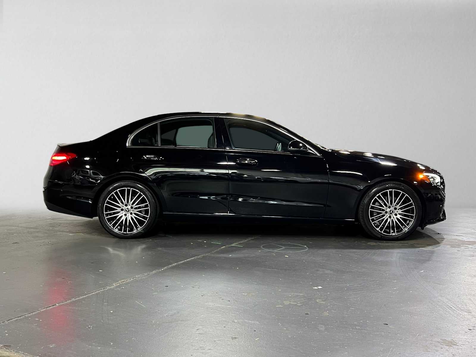 2024 Mercedes-Benz C 300 Sedan