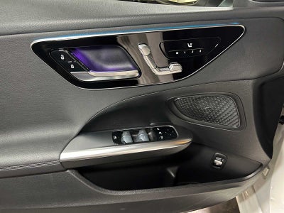 2025 Mercedes-Benz C 300 Sedan