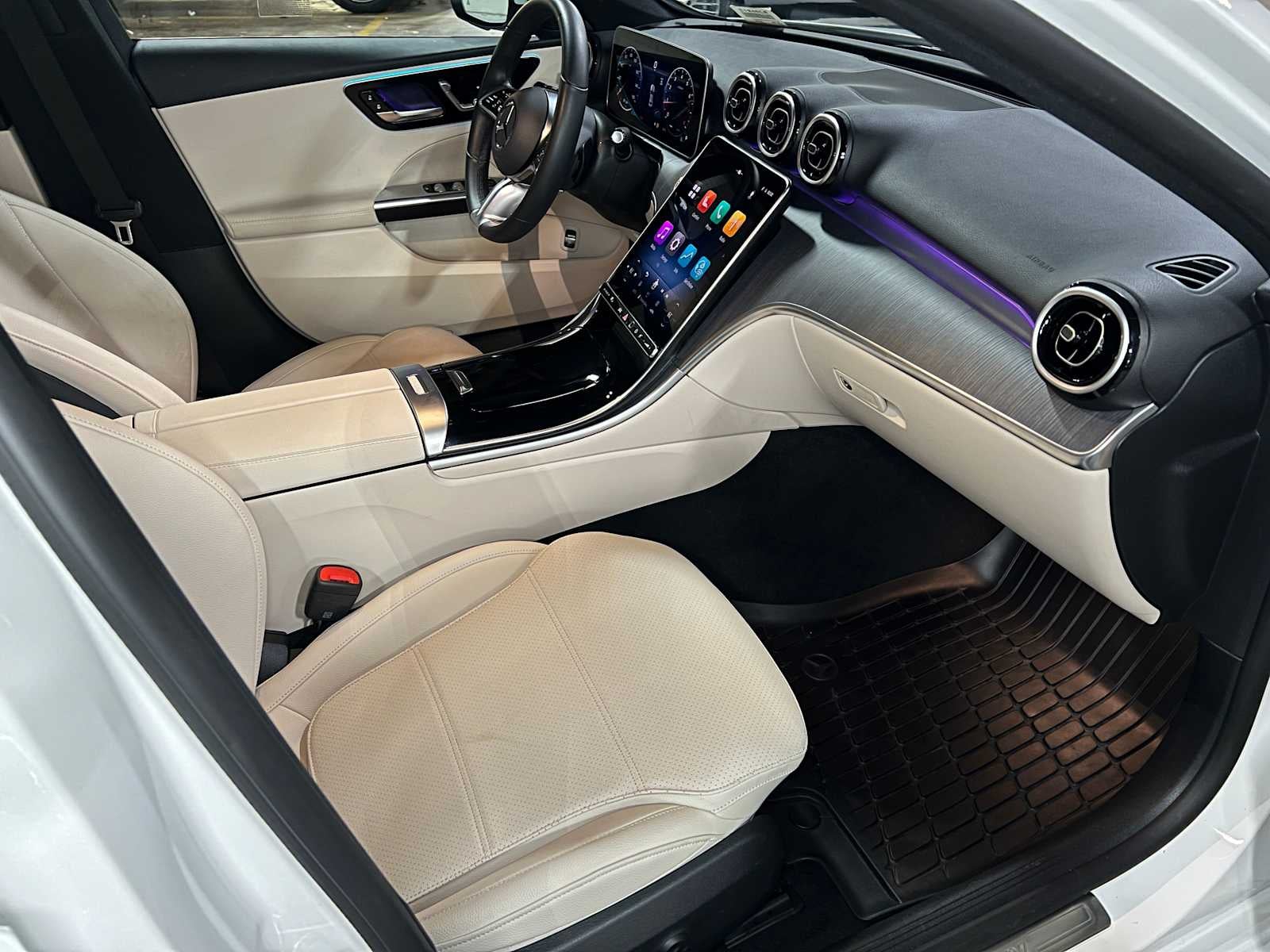 2025 Mercedes-Benz C 300 Sedan