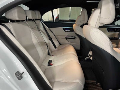 2025 Mercedes-Benz C 300 Sedan
