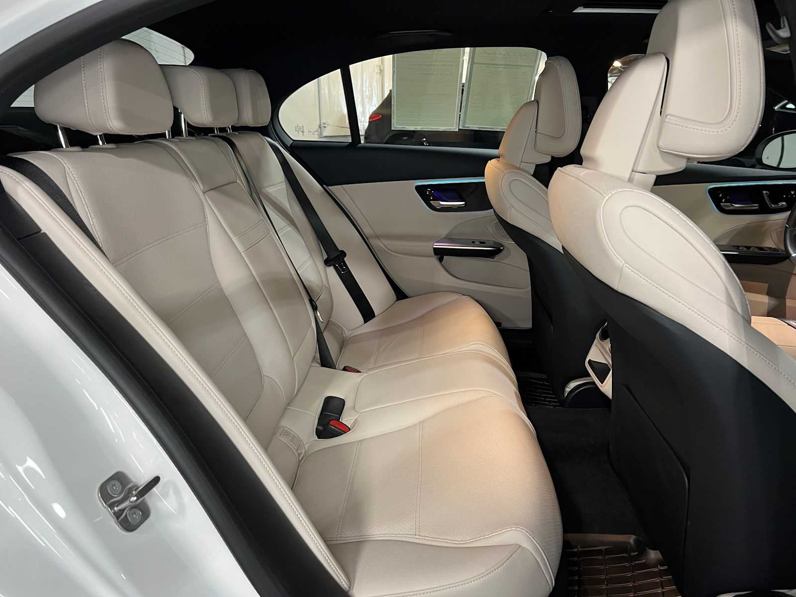 2025 Mercedes-Benz C 300 Sedan