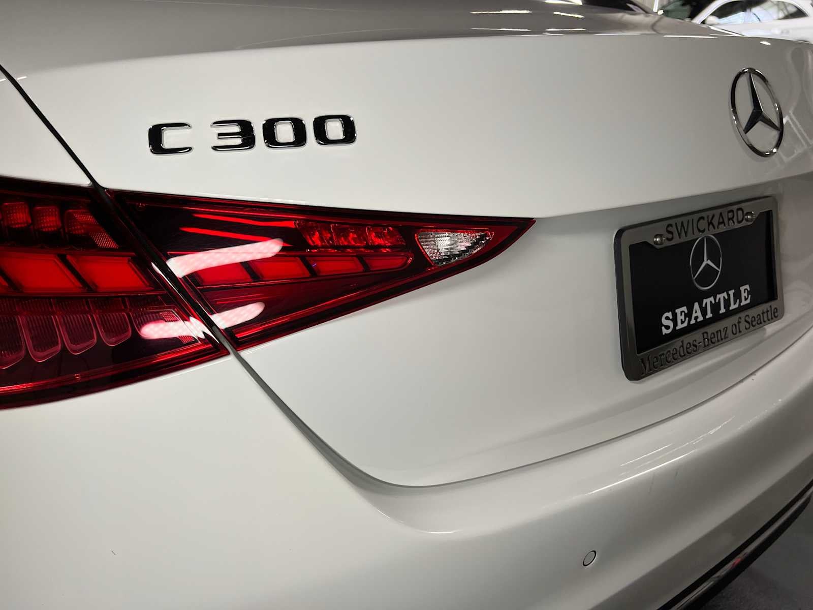 2025 Mercedes-Benz C 300 Sedan