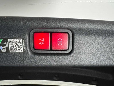 2026 Mercedes-Benz C 300 4MATIC® Sedan