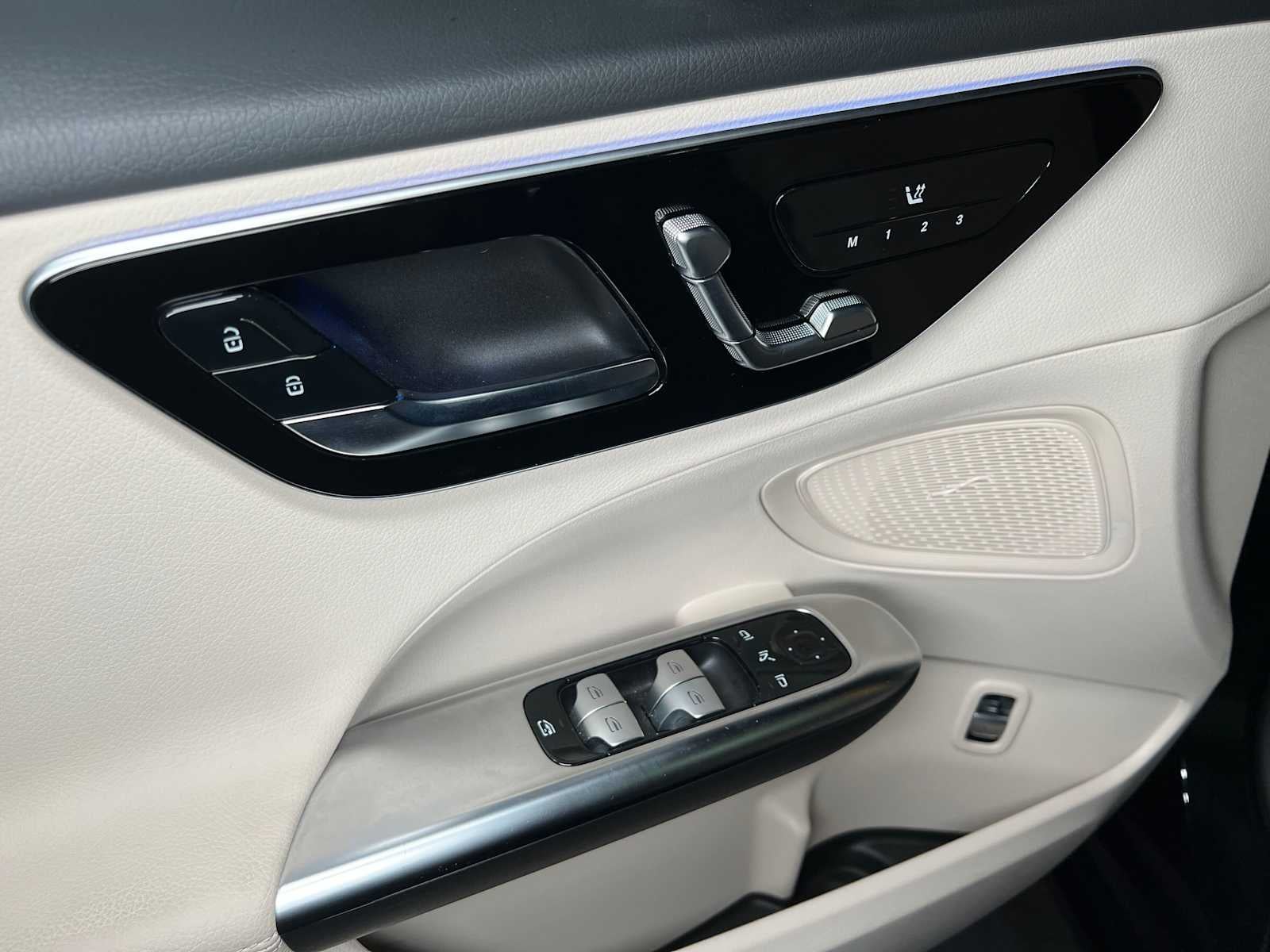 2026 Mercedes-Benz C 300 4MATIC® Sedan