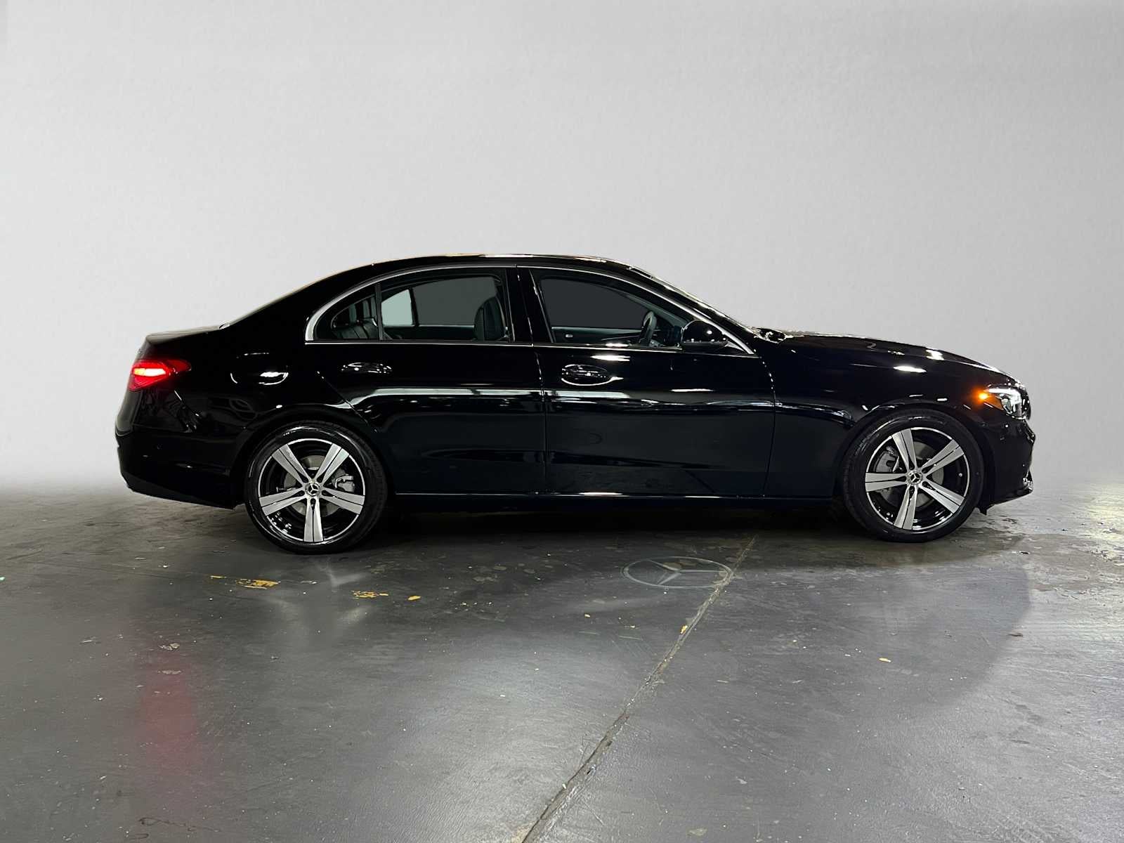 2026 Mercedes-Benz C 300 4MATIC® Sedan
