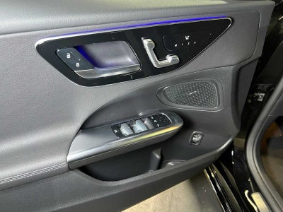 2026 Mercedes-Benz C 300 4MATIC® Sedan