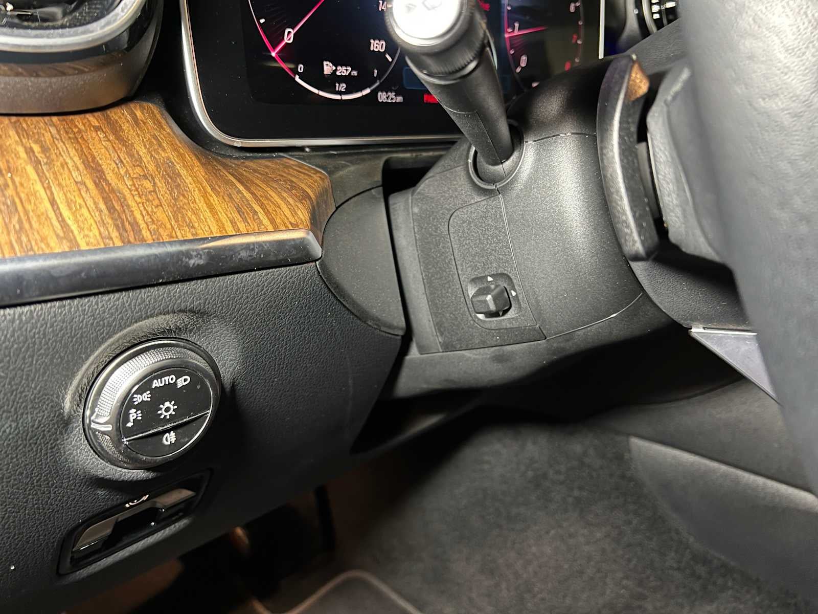 2025 Mercedes-Benz C 300 4MATIC® Sedan