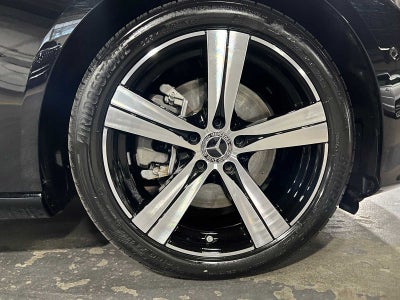 2025 Mercedes-Benz C 300 4MATIC® Sedan