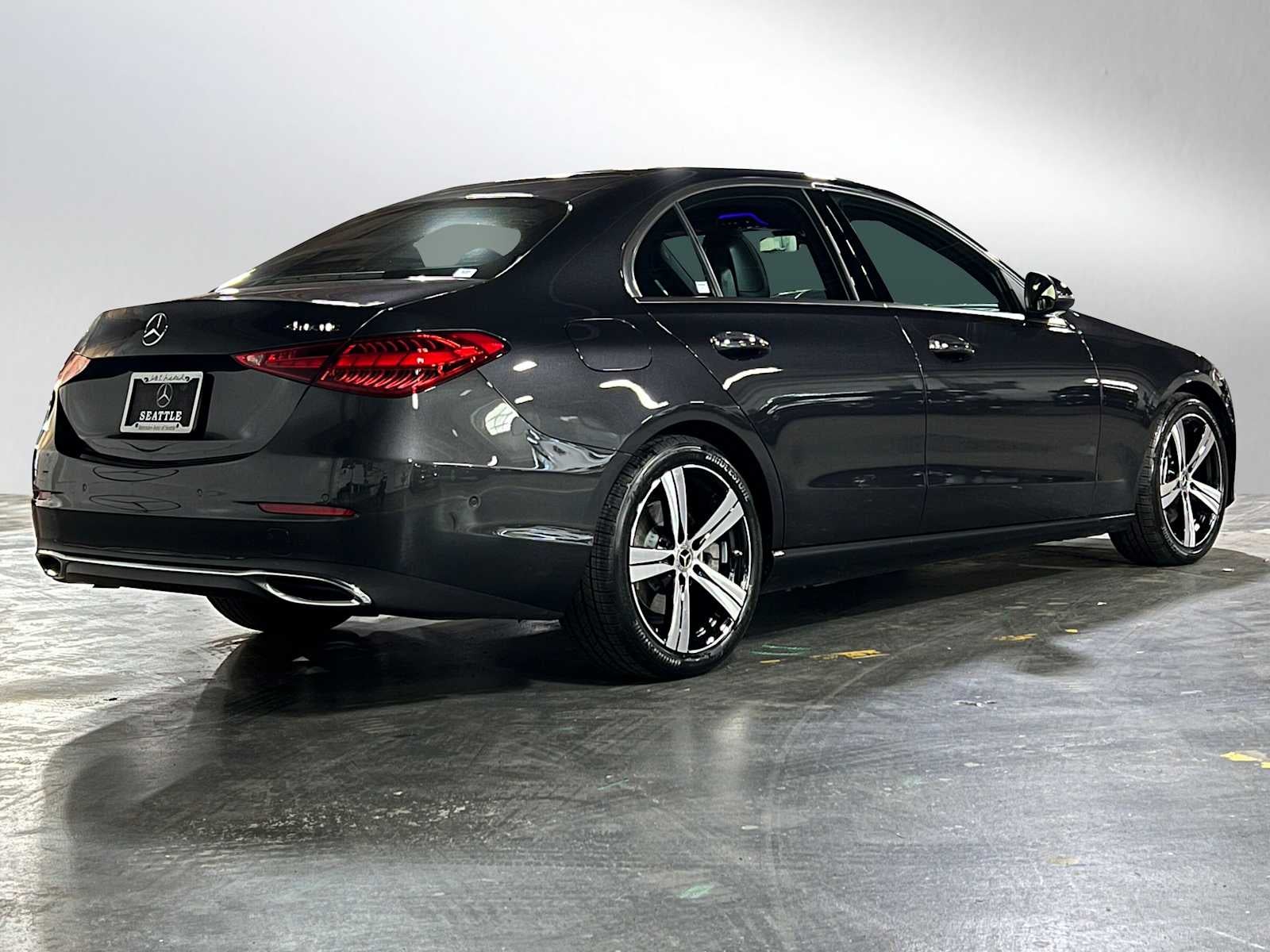 2025 Mercedes-Benz C 300 4MATIC® Sedan