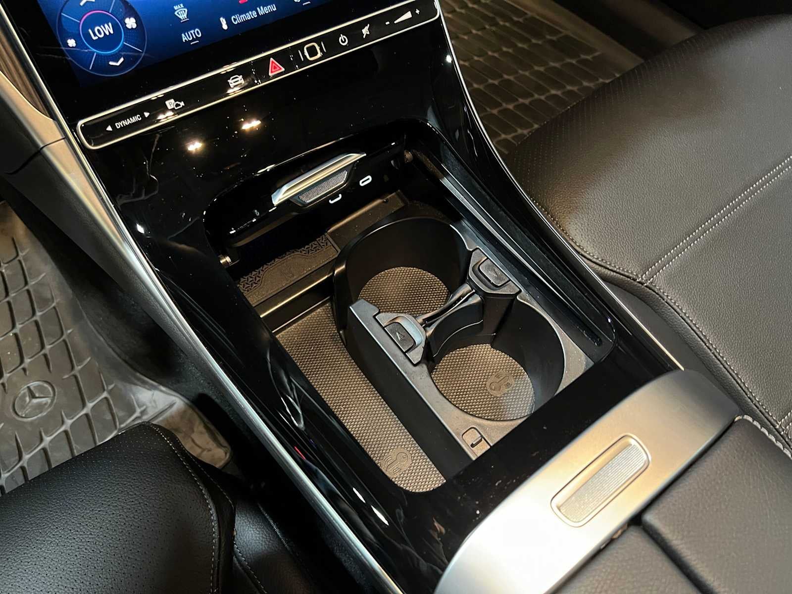 2026 Mercedes-Benz C 300 4MATIC® Sedan