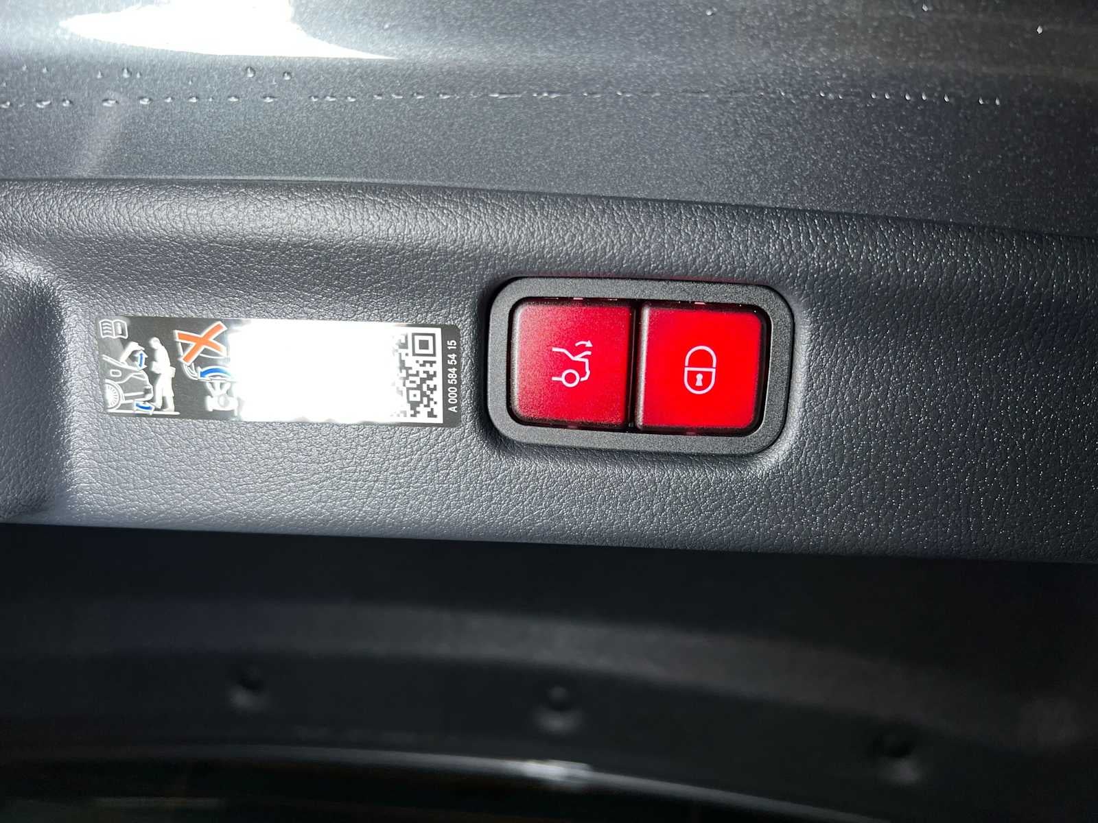 2026 Mercedes-Benz C 300 4MATIC® Sedan