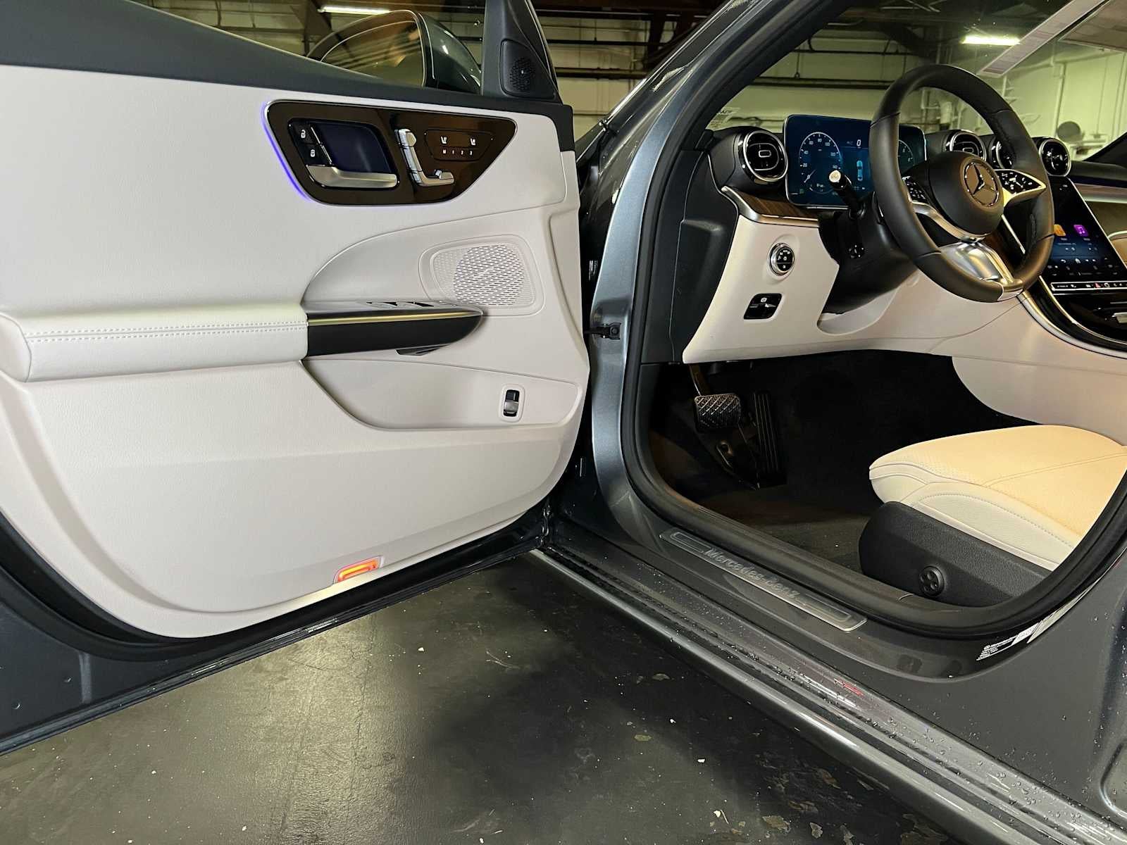 2026 Mercedes-Benz C 300 4MATIC® Sedan