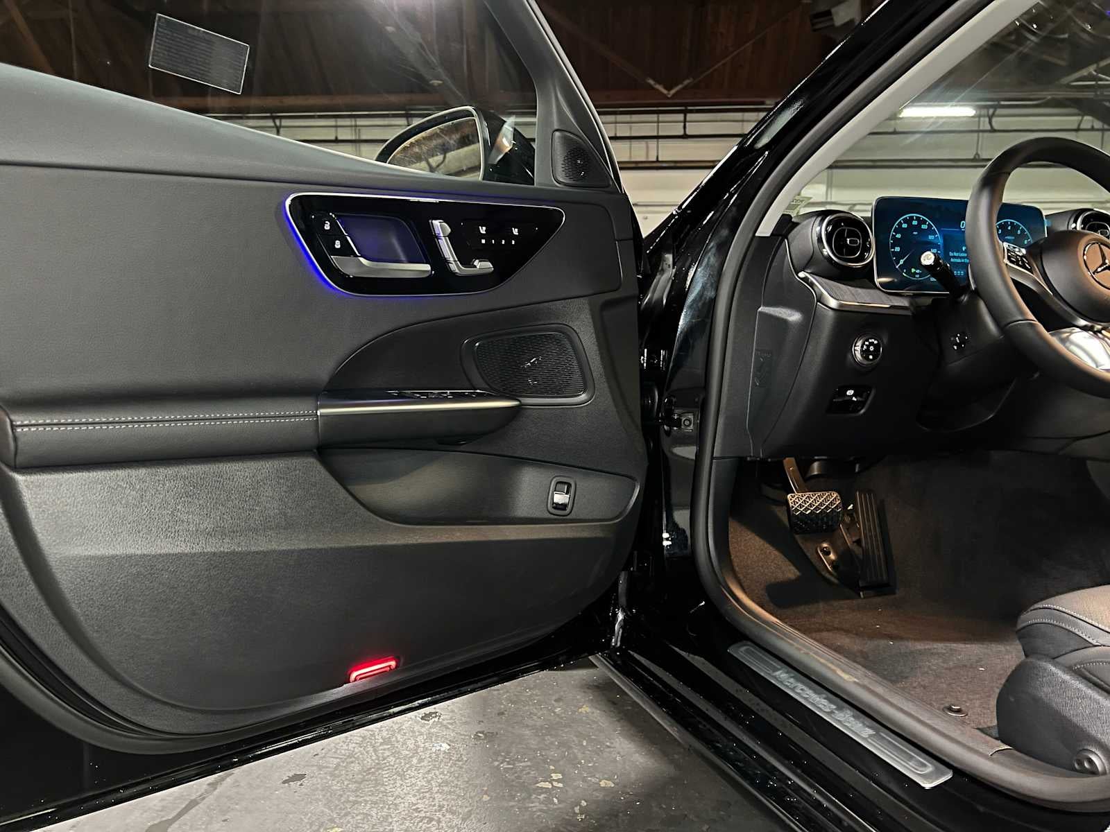 2026 Mercedes-Benz C 300 4MATIC® Sedan