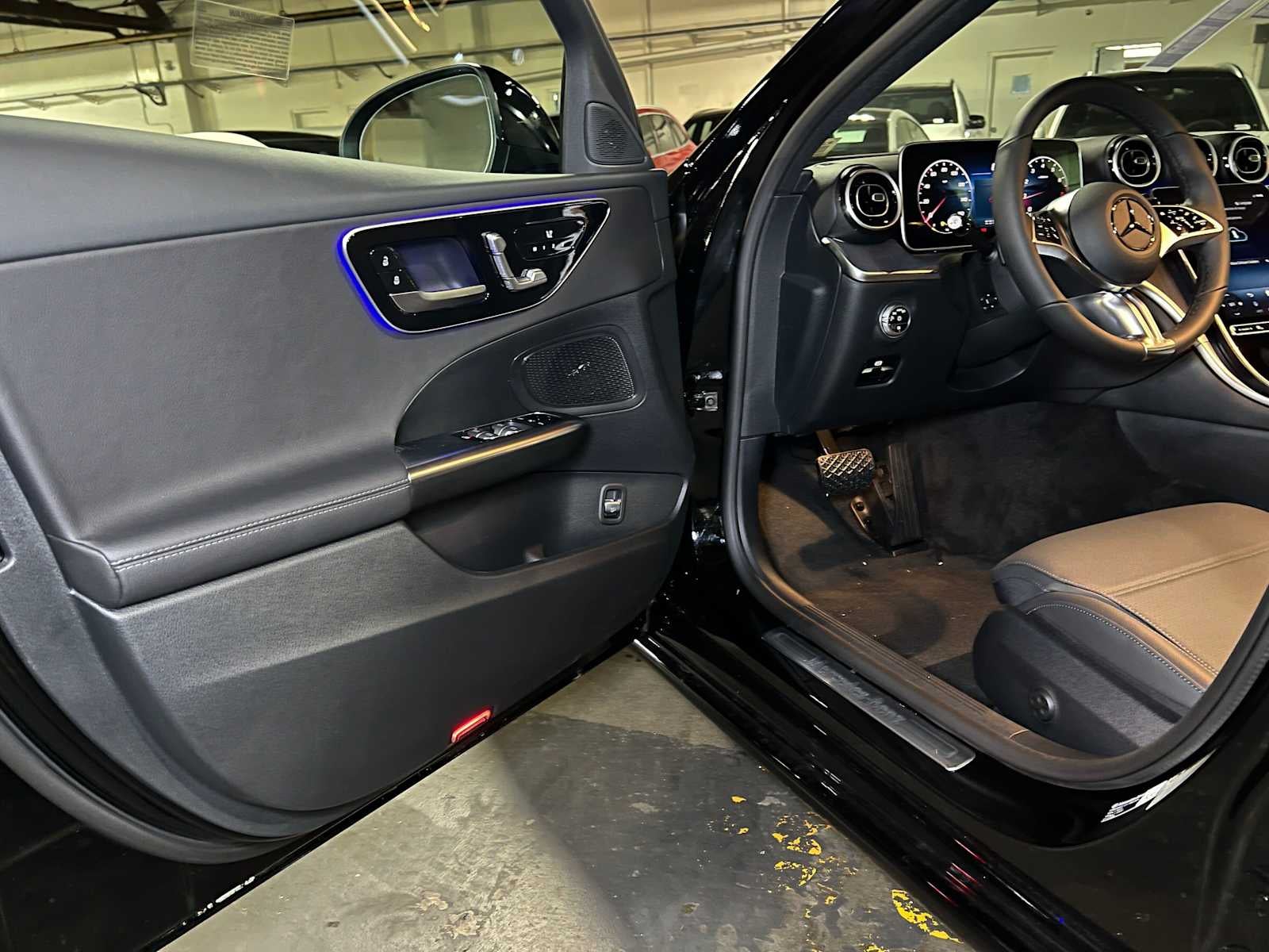 2026 Mercedes-Benz C 300 4MATIC® Sedan
