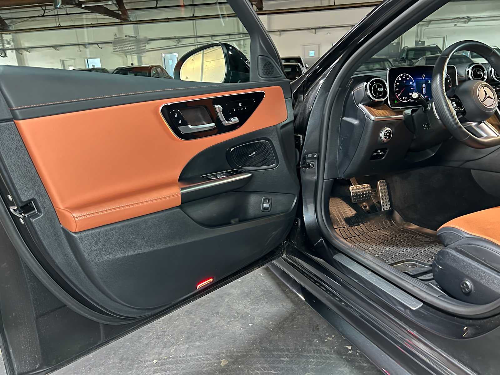 2025 Mercedes-Benz C 300 4MATIC® Sedan