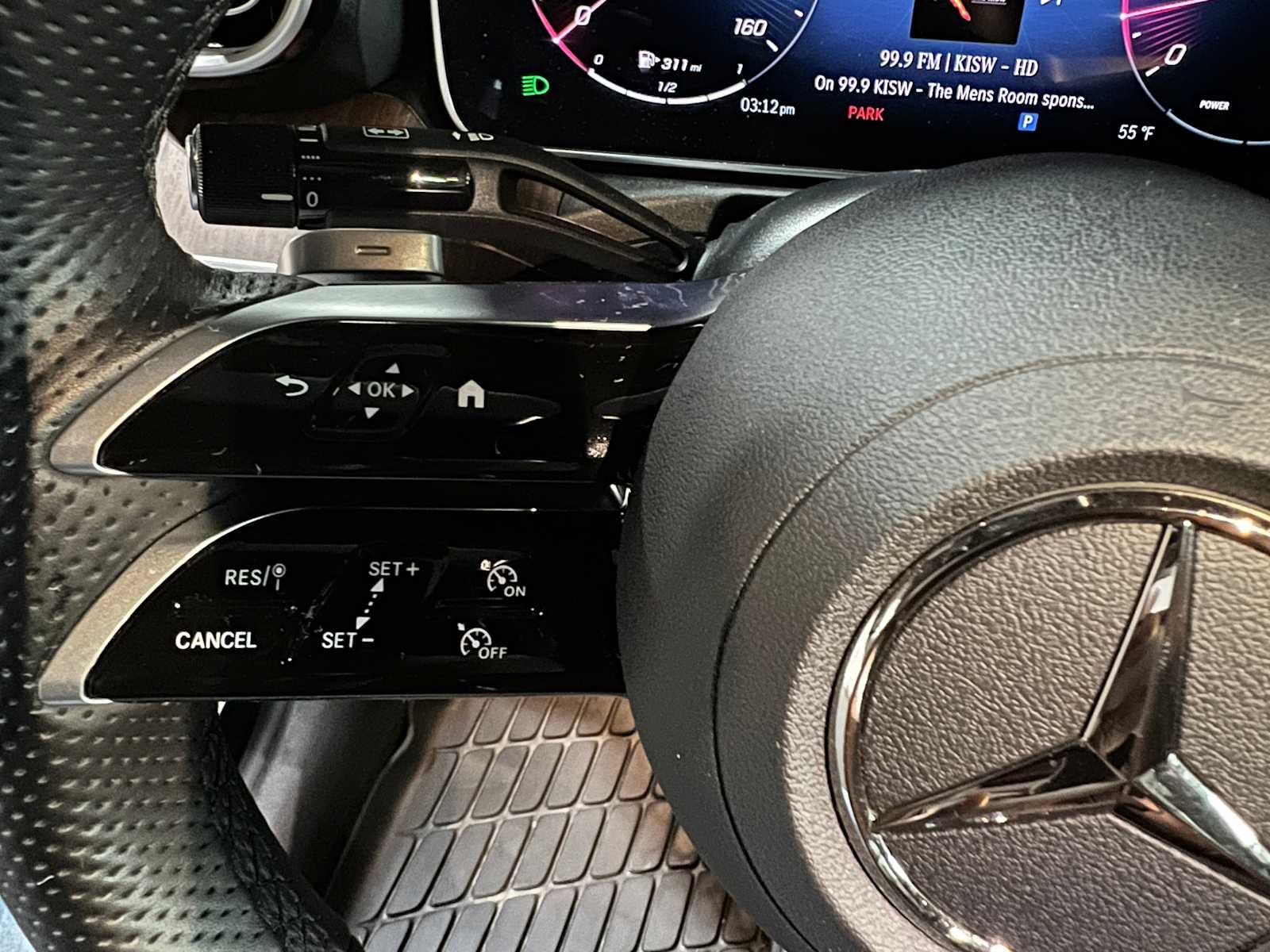 2025 Mercedes-Benz C 300 4MATIC® Sedan