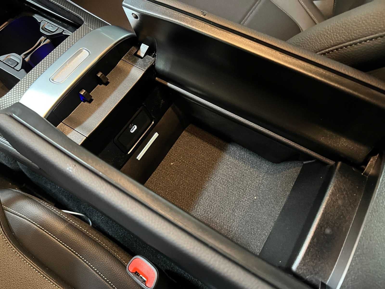 2027 Mercedes-Benz C 300 4MATIC® Sedan