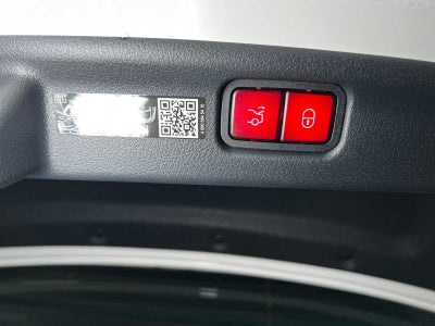 2026 Mercedes-Benz C 300 4MATIC® Sedan
