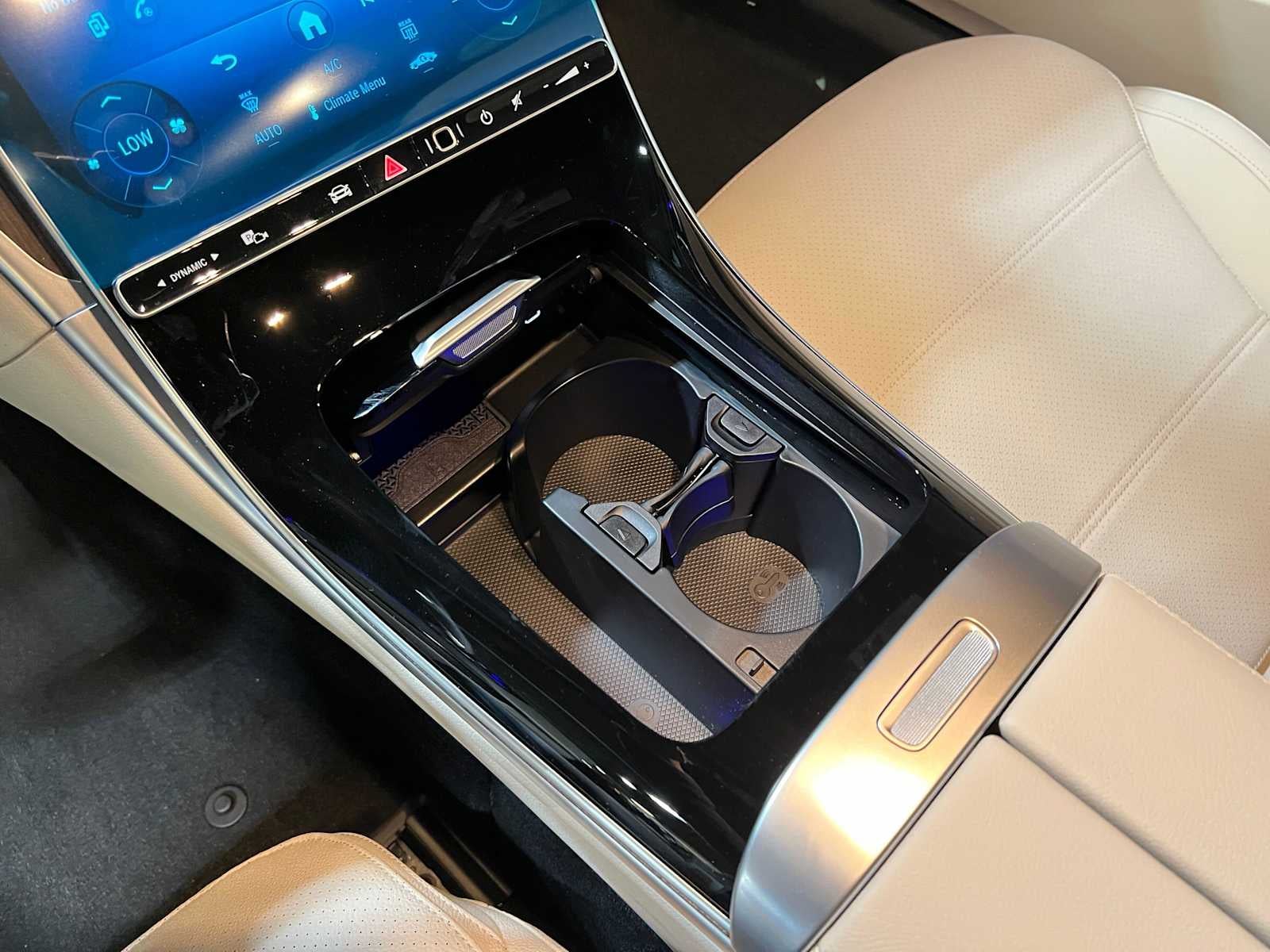 2027 Mercedes-Benz C 300 4MATIC® Sedan