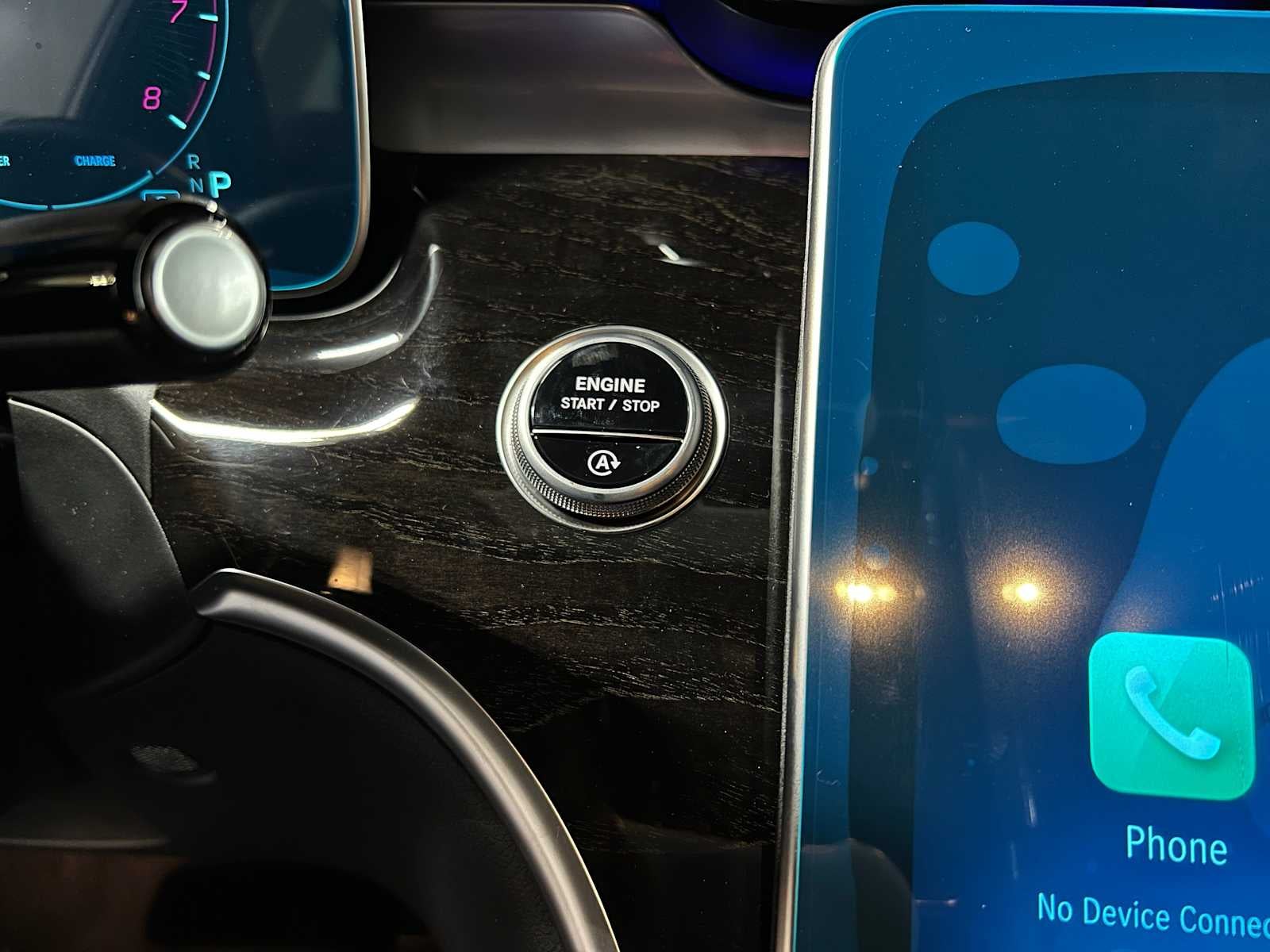 2025 Mercedes-Benz C 300 4MATIC® Sedan