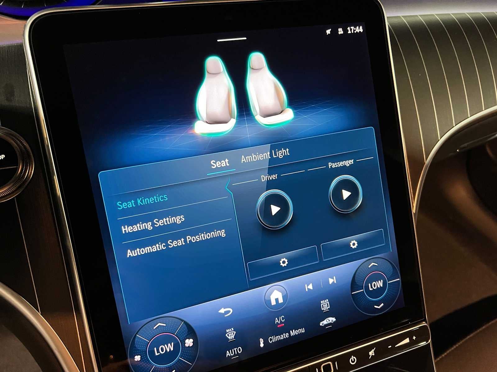 2027 Mercedes-Benz C 300 4MATIC® Sedan