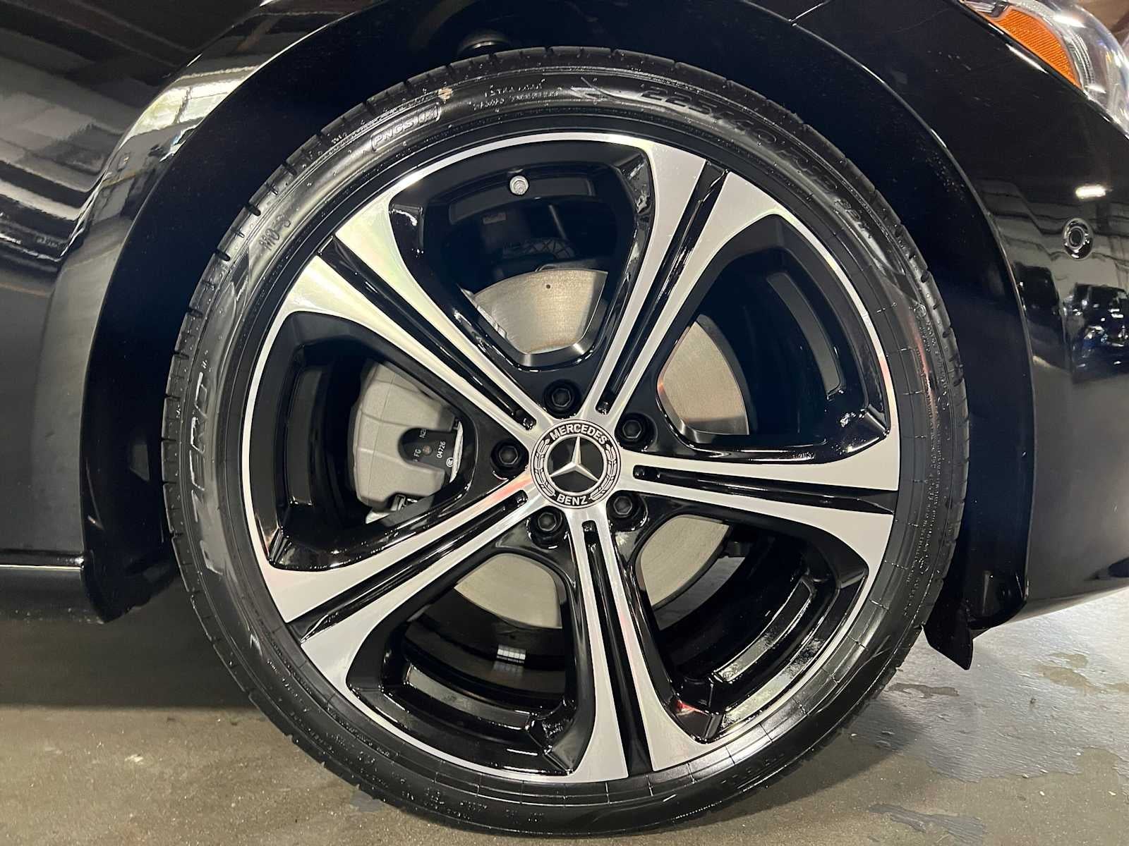 2027 Mercedes-Benz C 300 4MATIC® Sedan