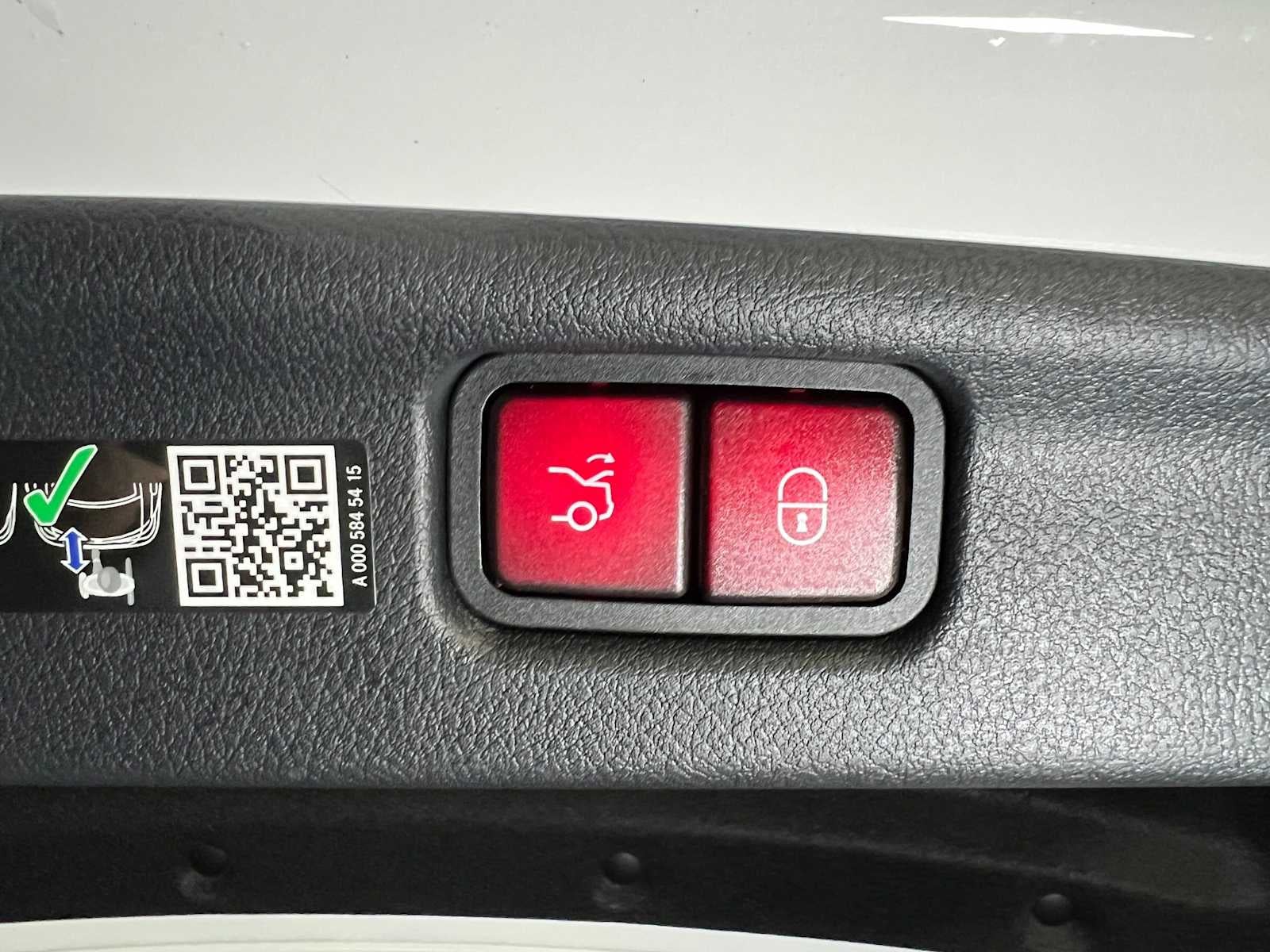 2027 Mercedes-Benz C 300 4MATIC® Sedan