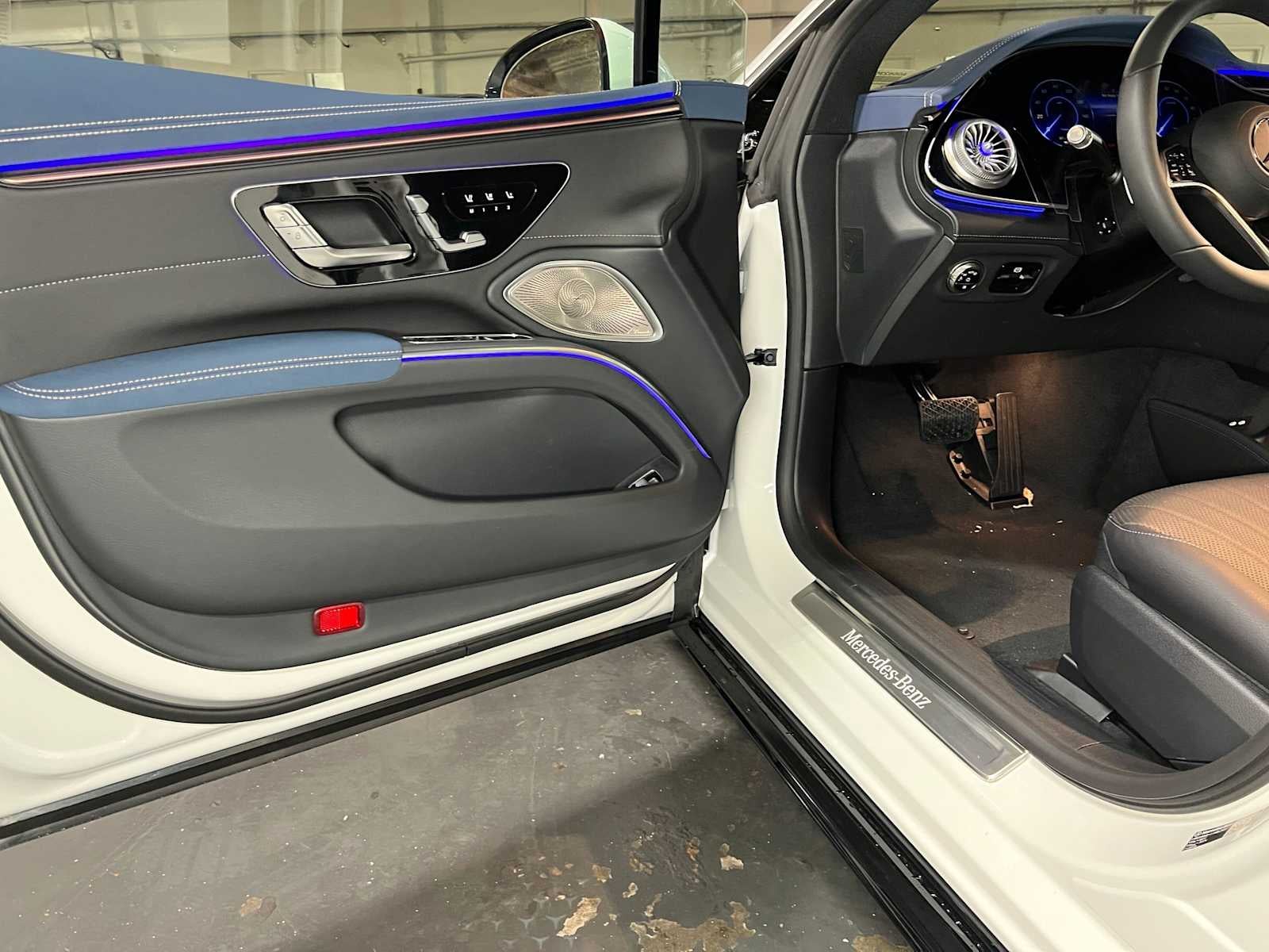 2026 Mercedes-Benz EQS 450 4MATIC® Sedan