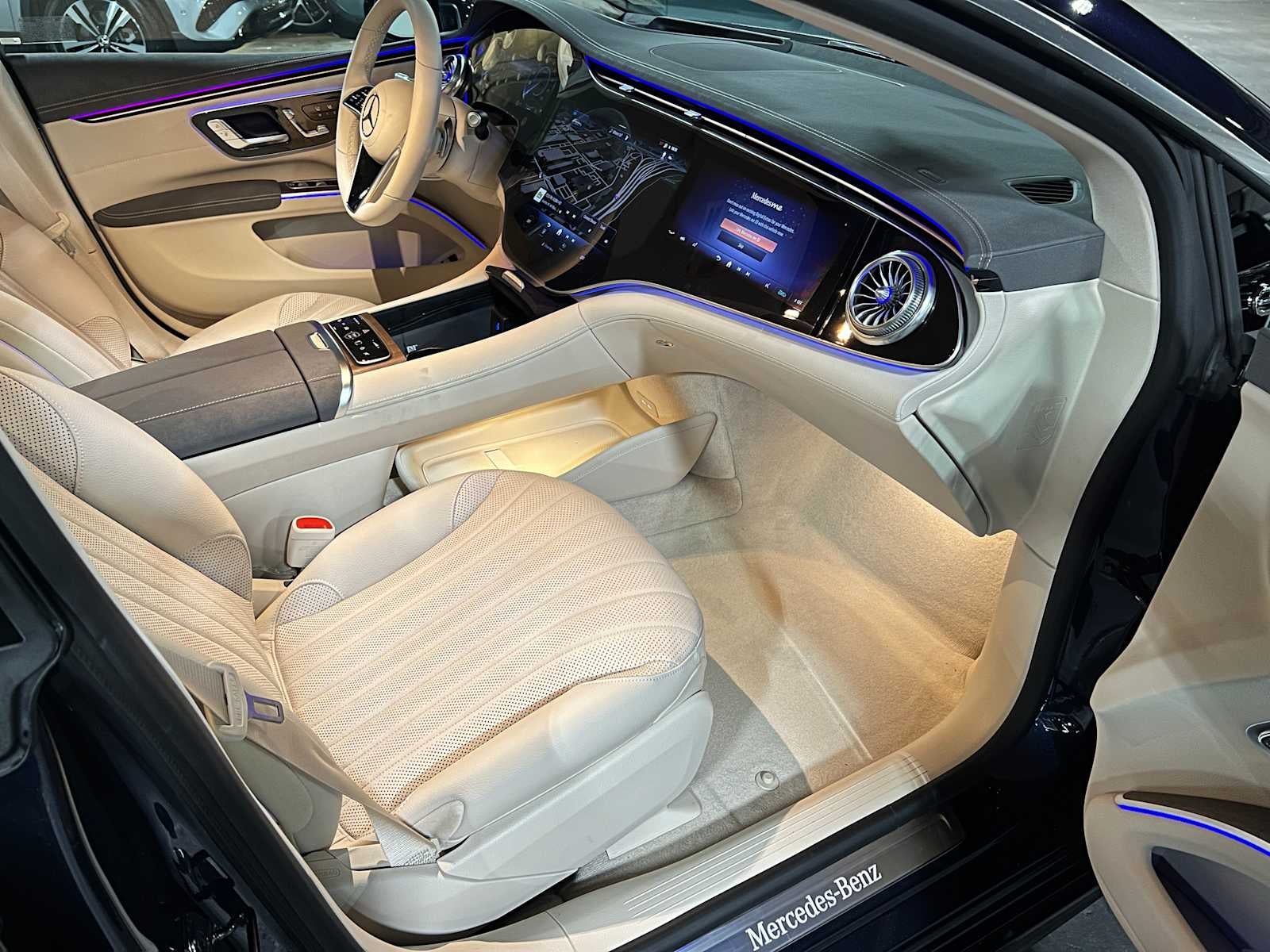 2026 Mercedes-Benz EQS 450 4MATIC® Sedan