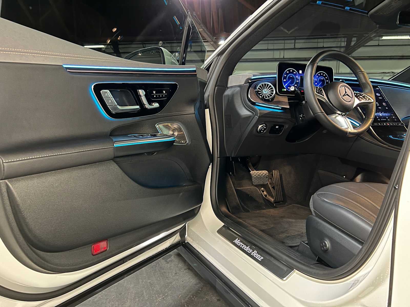 2023 Mercedes-Benz EQE 350 4MATIC®+ Sedan
