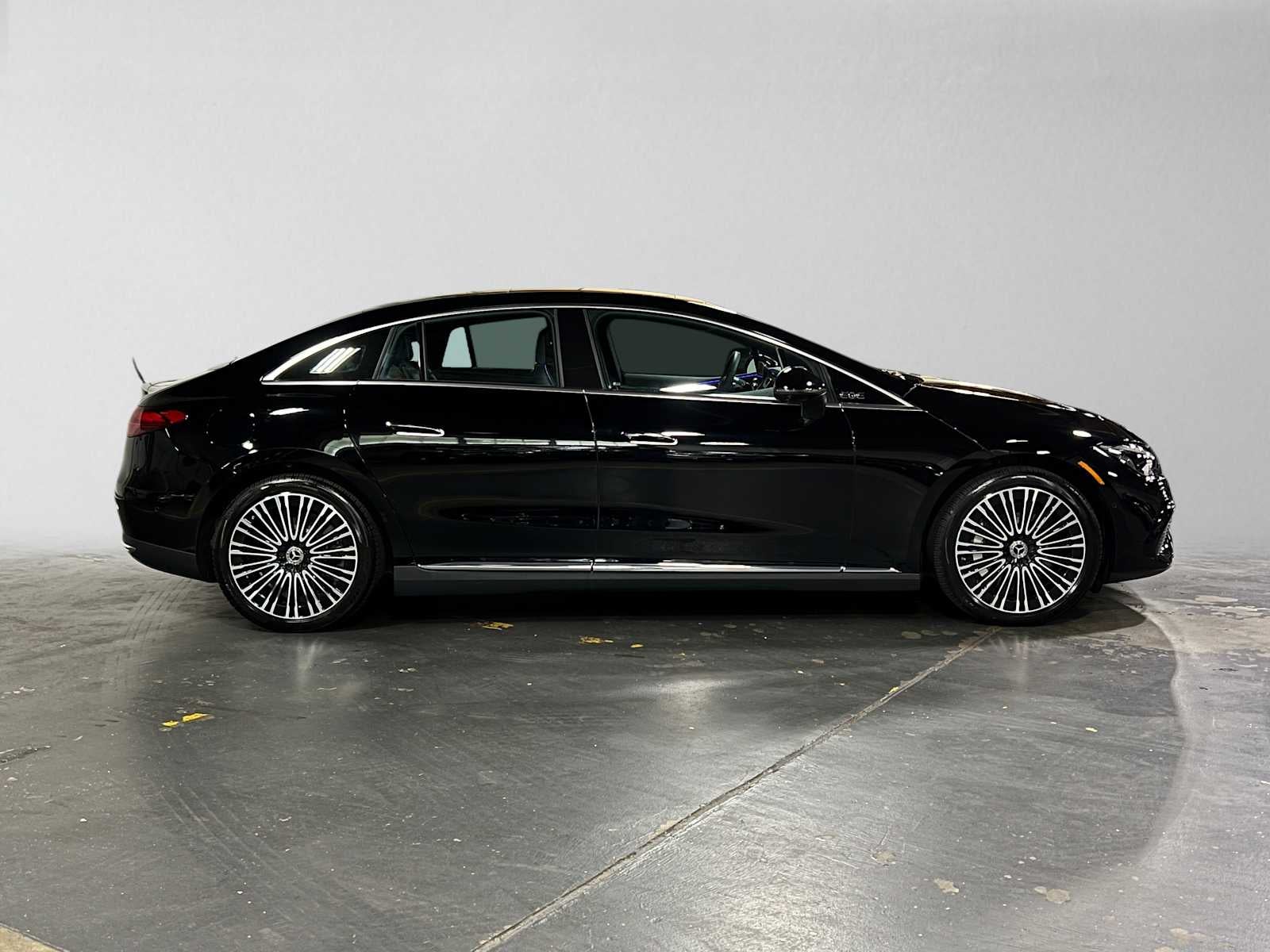 2026 Mercedes-Benz EQE 320 Sedan