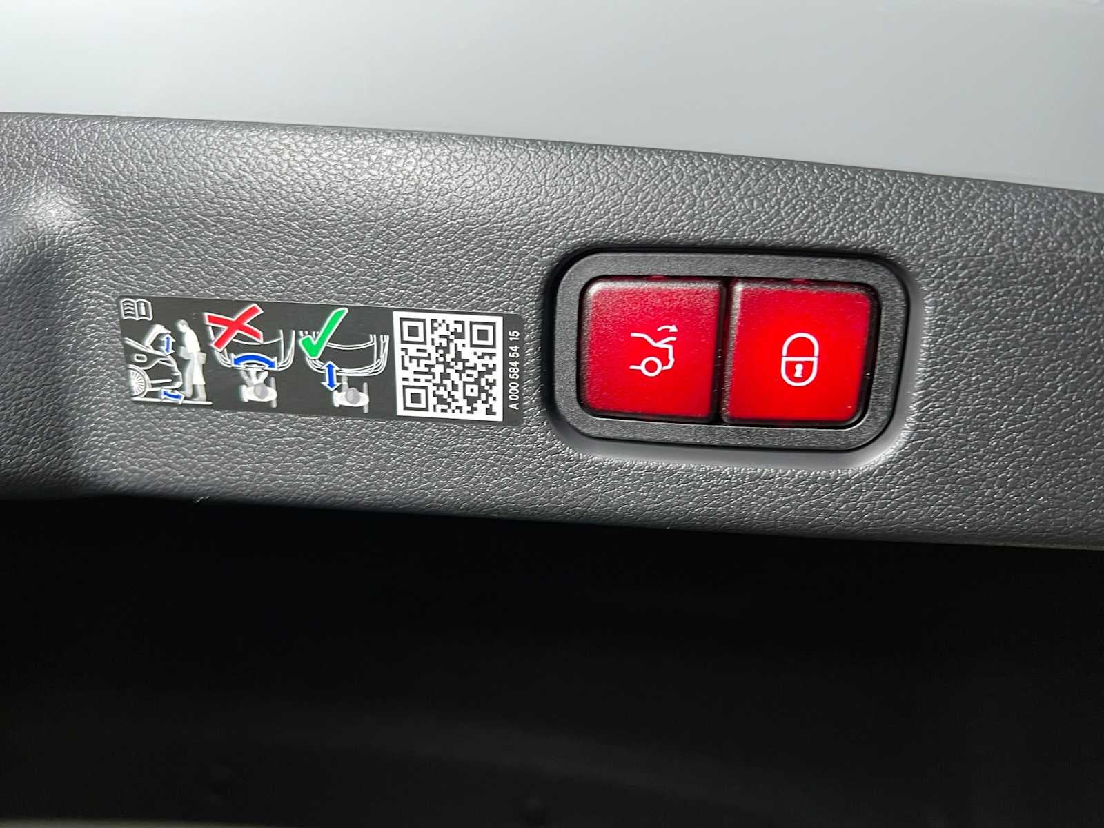2027 Mercedes-Benz E 450 4MATIC® Sedan