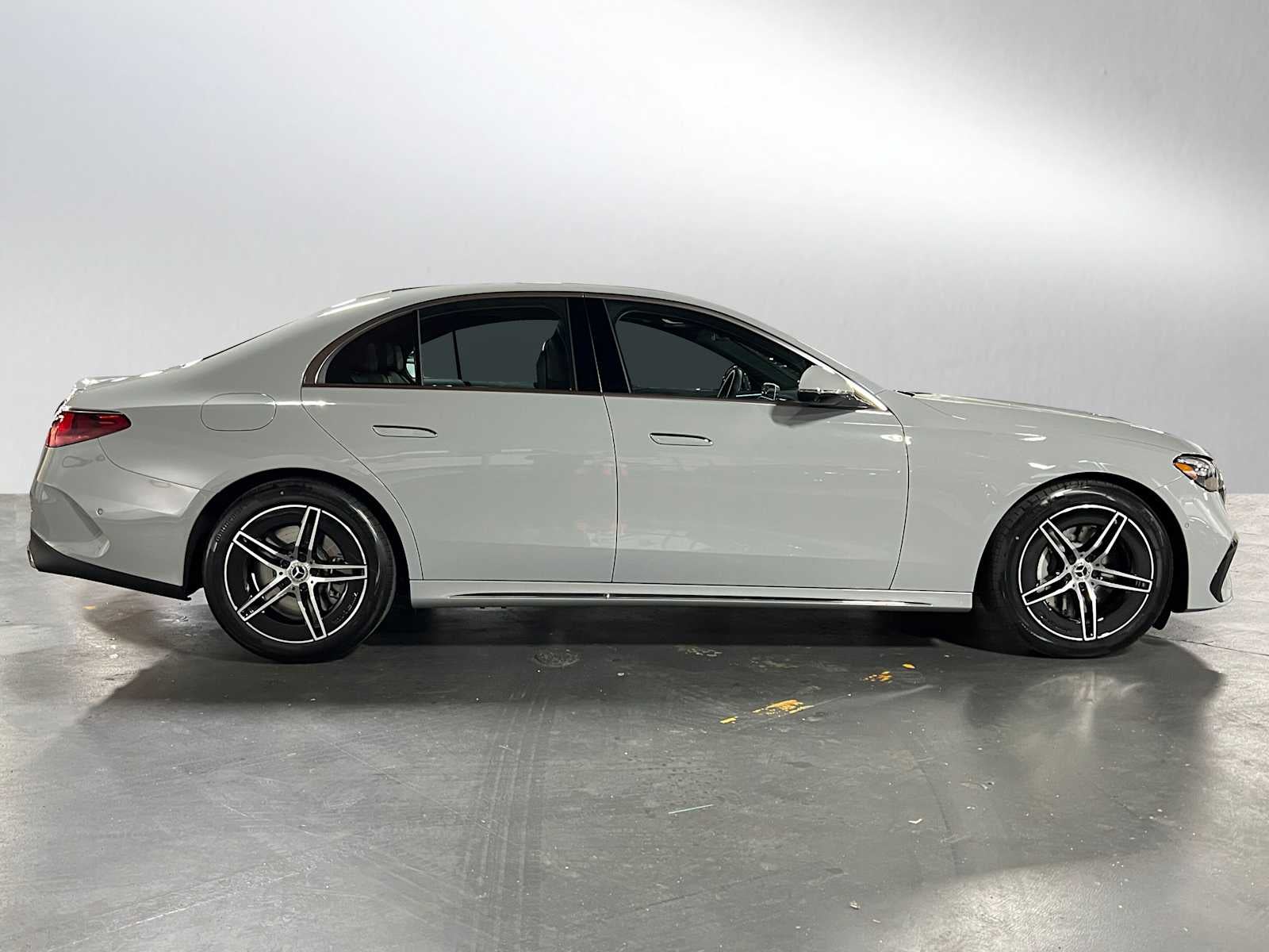 2025 Mercedes-Benz E-Class E 450