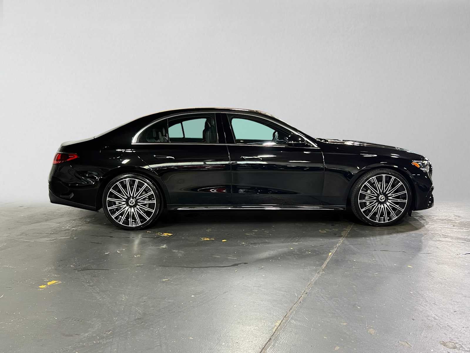 2027 Mercedes-Benz E 450 4MATIC® Sedan