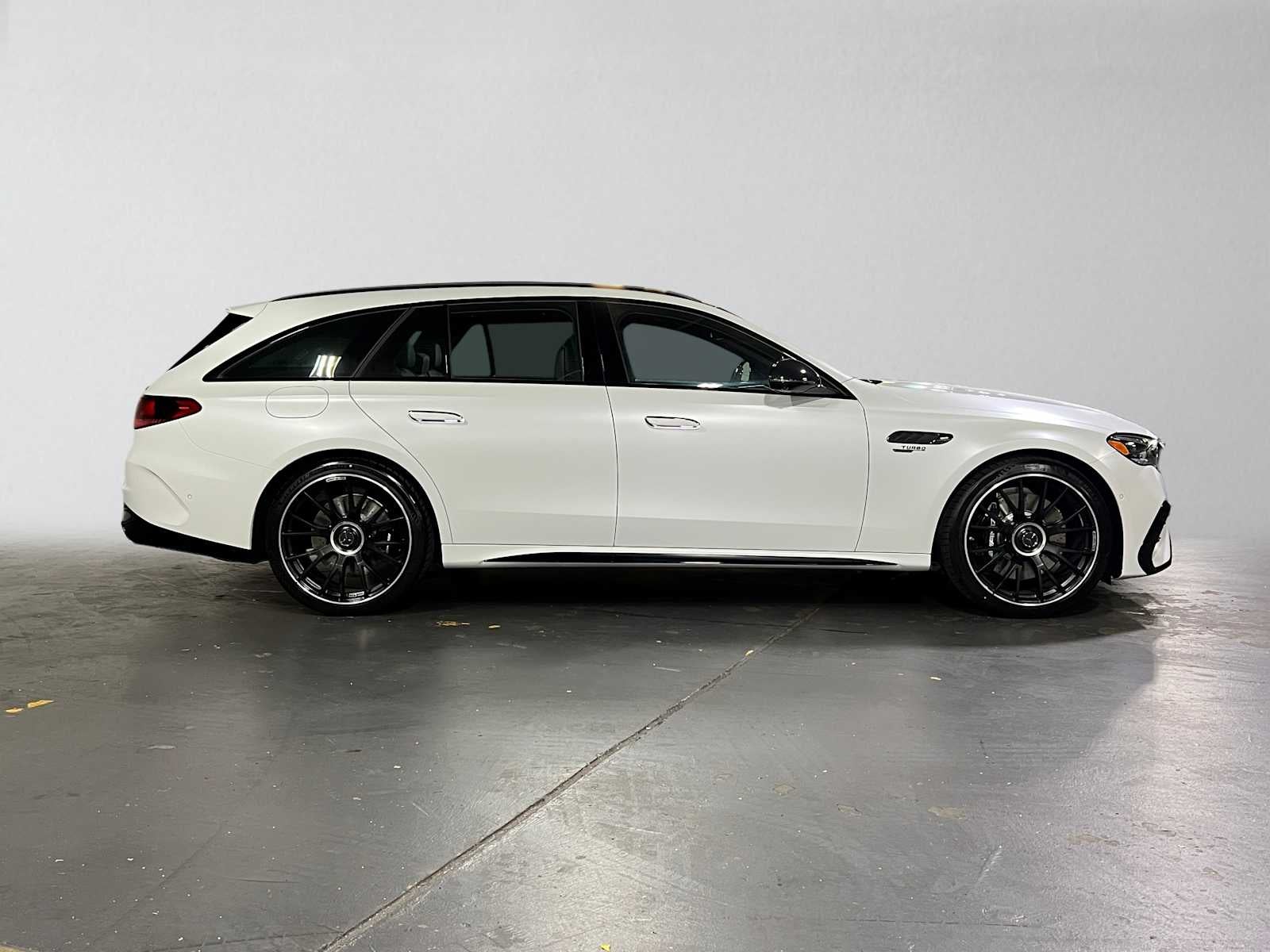 2027 Mercedes-Benz AMG® E 53 Hybrid Wagon