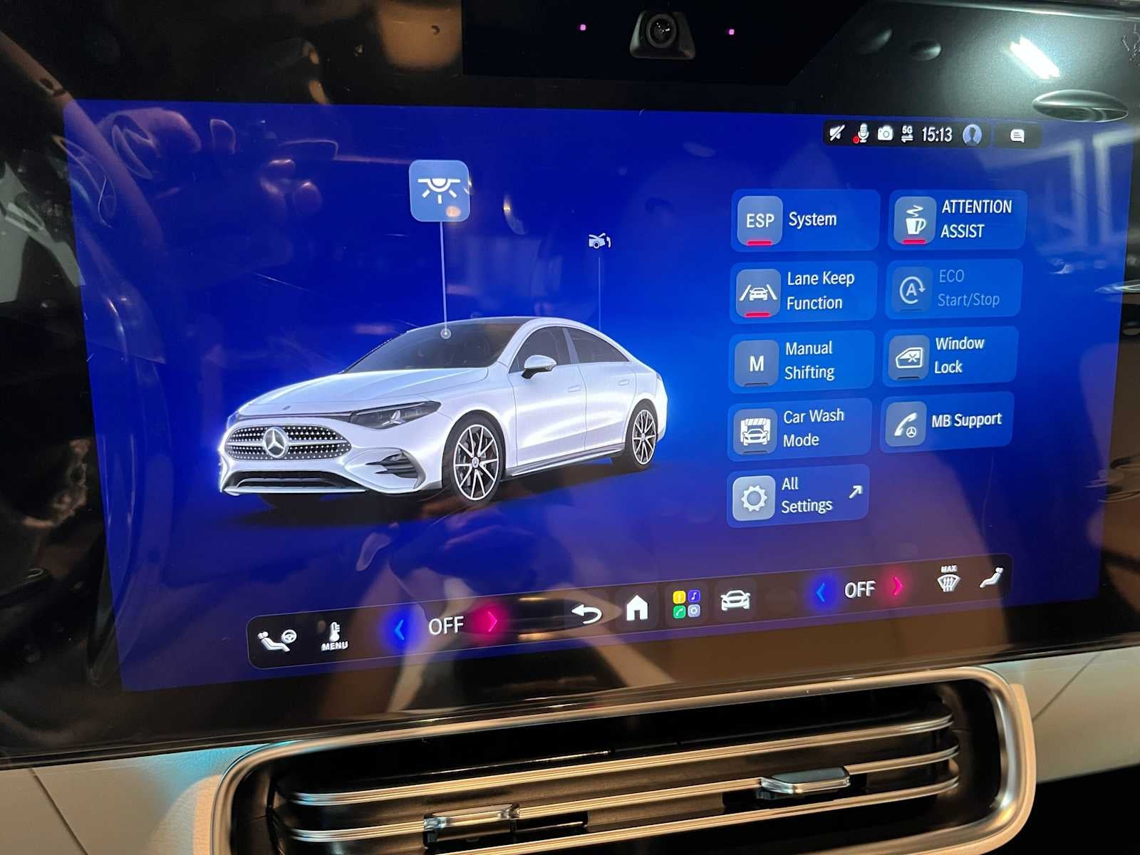 2027 Mercedes-Benz CLA 220 Hybrid FWD
