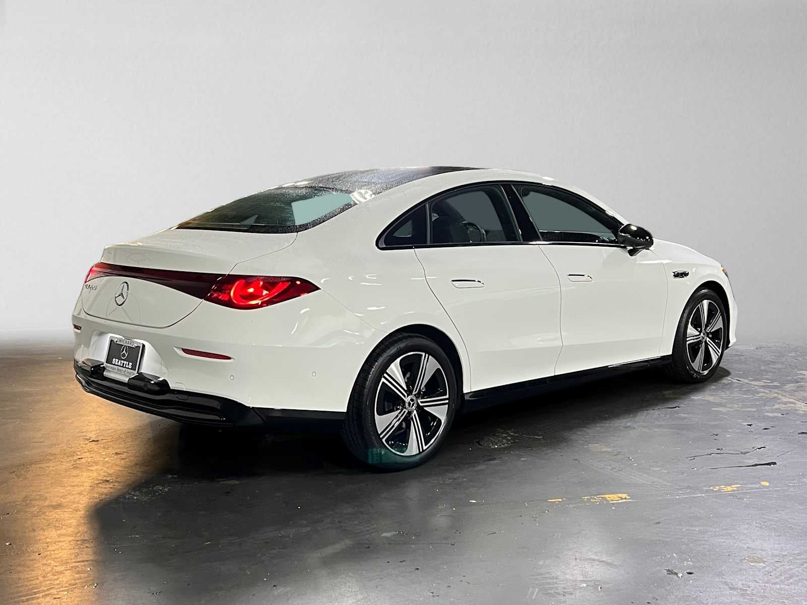 2027 Mercedes-Benz CLA 220 Hybrid FWD