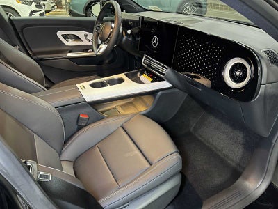 2027 Mercedes-Benz CLA 220 Hybrid FWD
