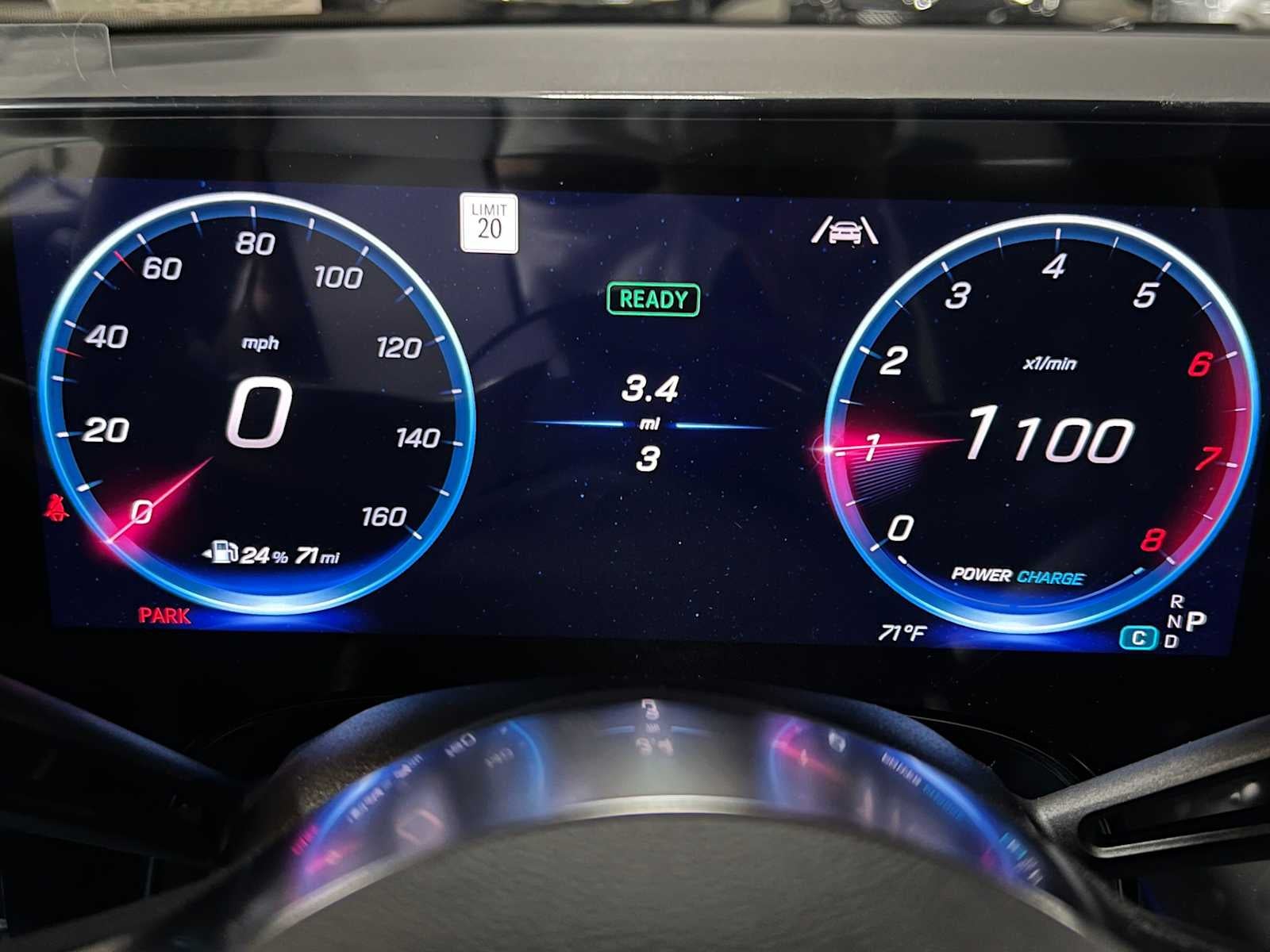 2027 Mercedes-Benz CLA 220 Hybrid FWD