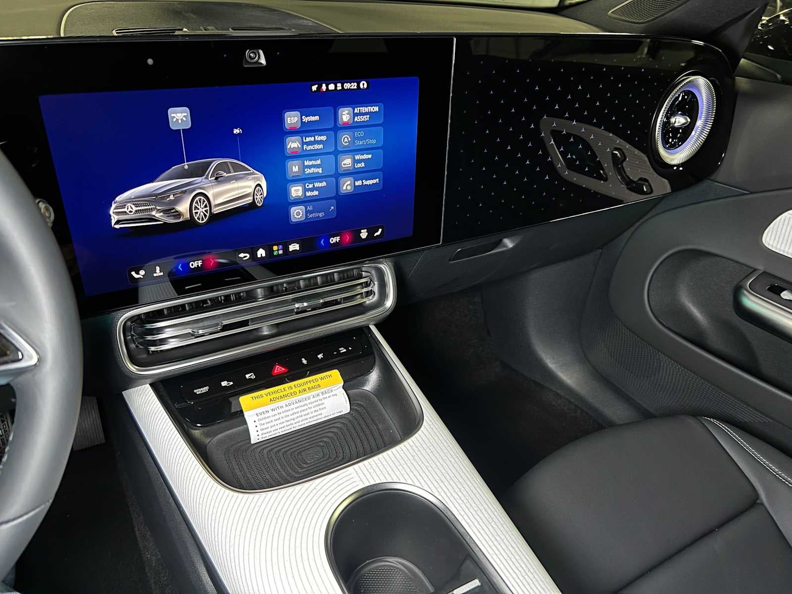 2027 Mercedes-Benz CLA 220 Hybrid FWD