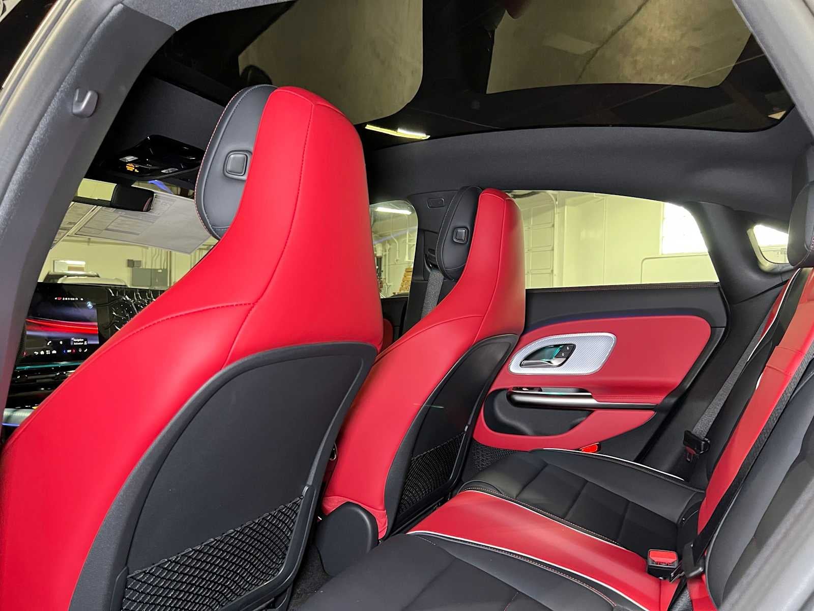 2027 Mercedes-Benz CLA 220 Hybrid FWD