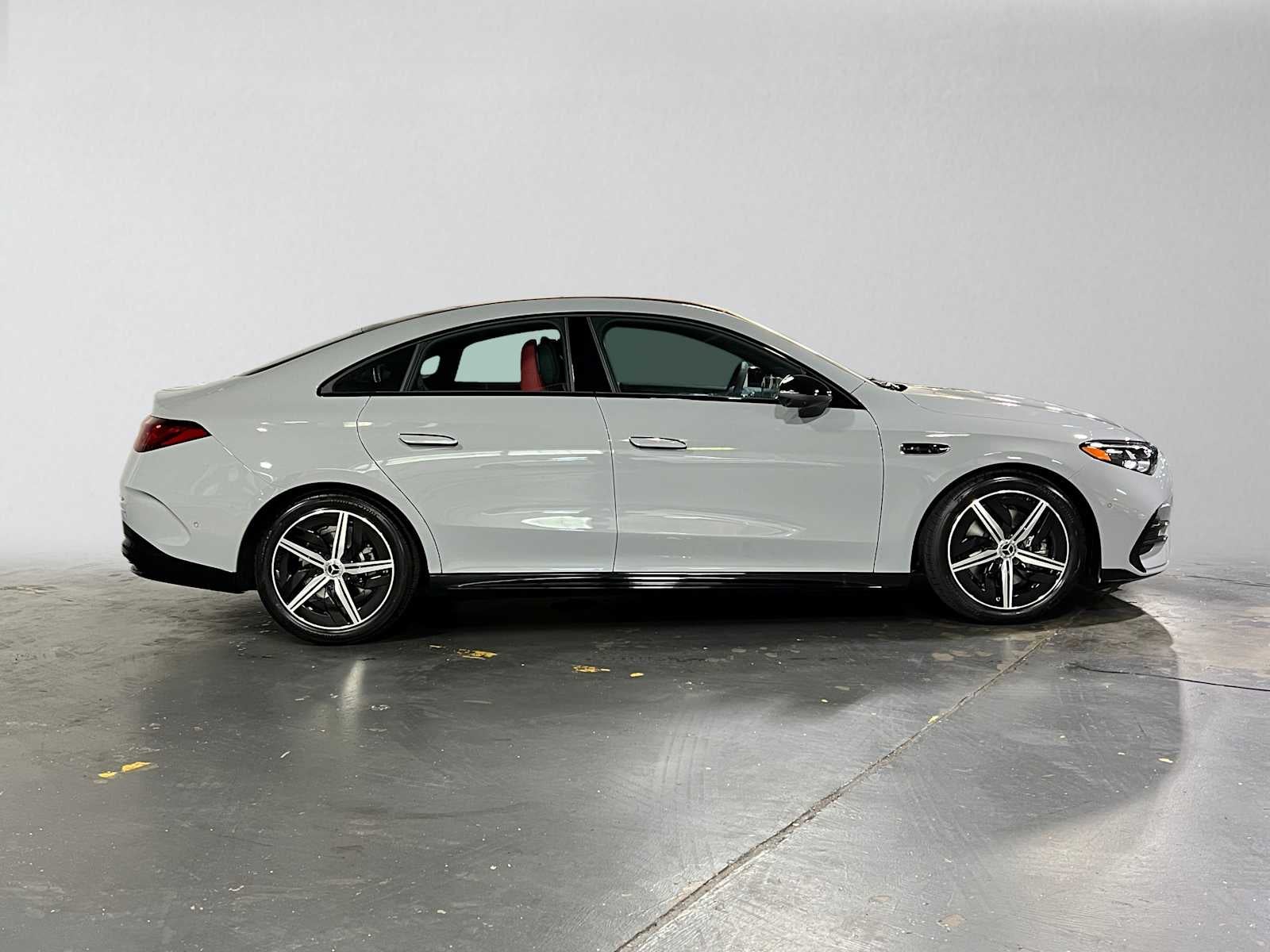 2027 Mercedes-Benz CLA 220 Hybrid FWD