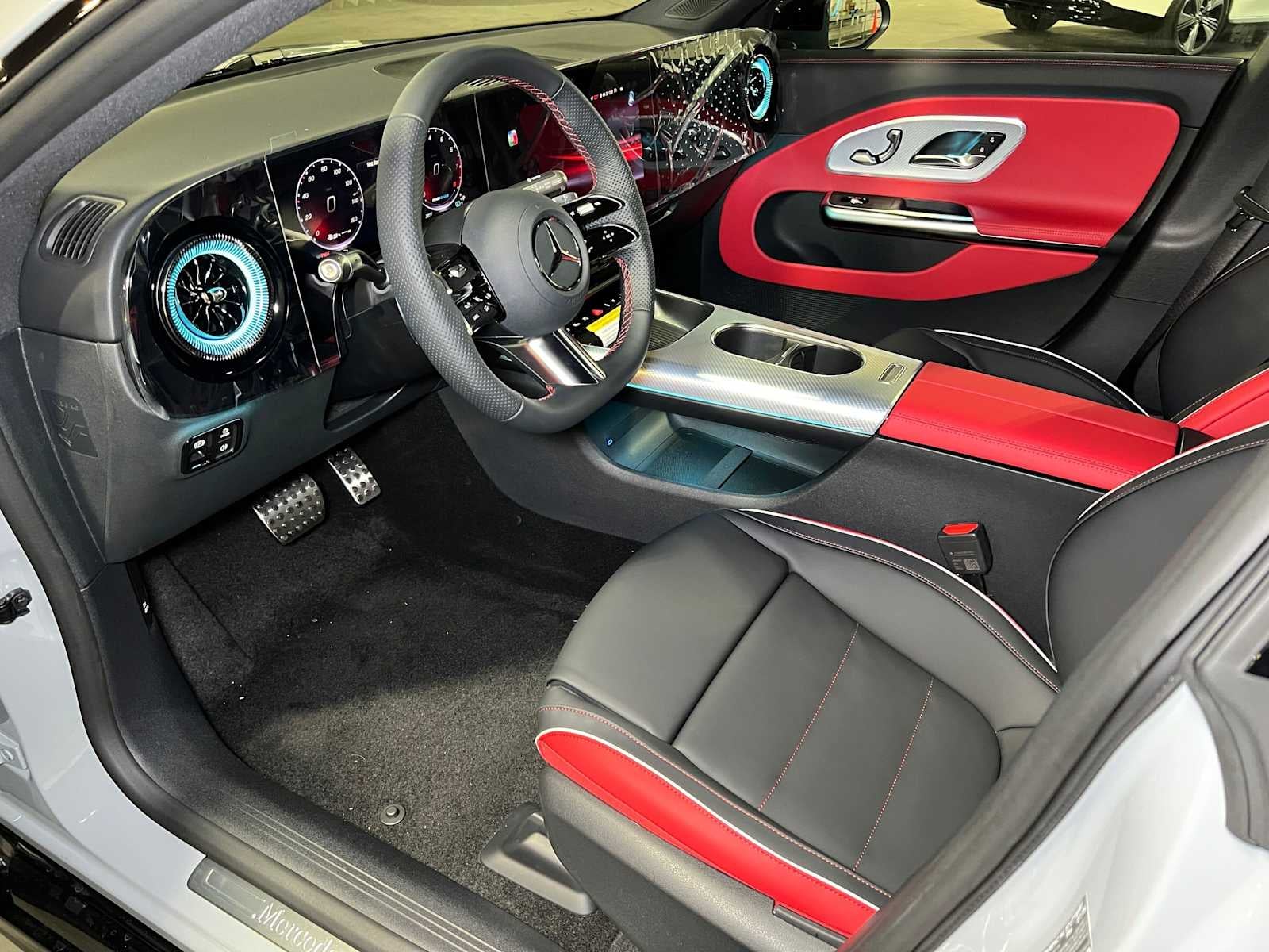 2027 Mercedes-Benz CLA 220 Hybrid FWD